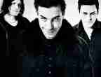 Подгряват Rammstein с танци на пилон