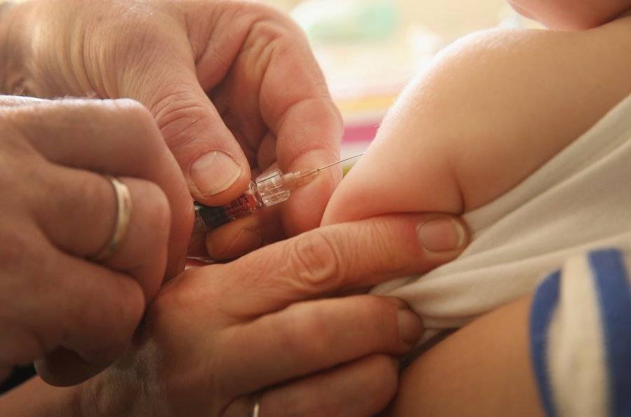 Универсалната ваксина при децата отново ще е налична в България