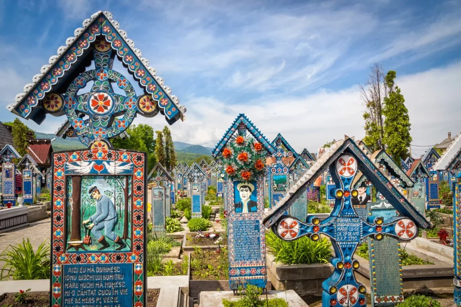 Веселото гробище