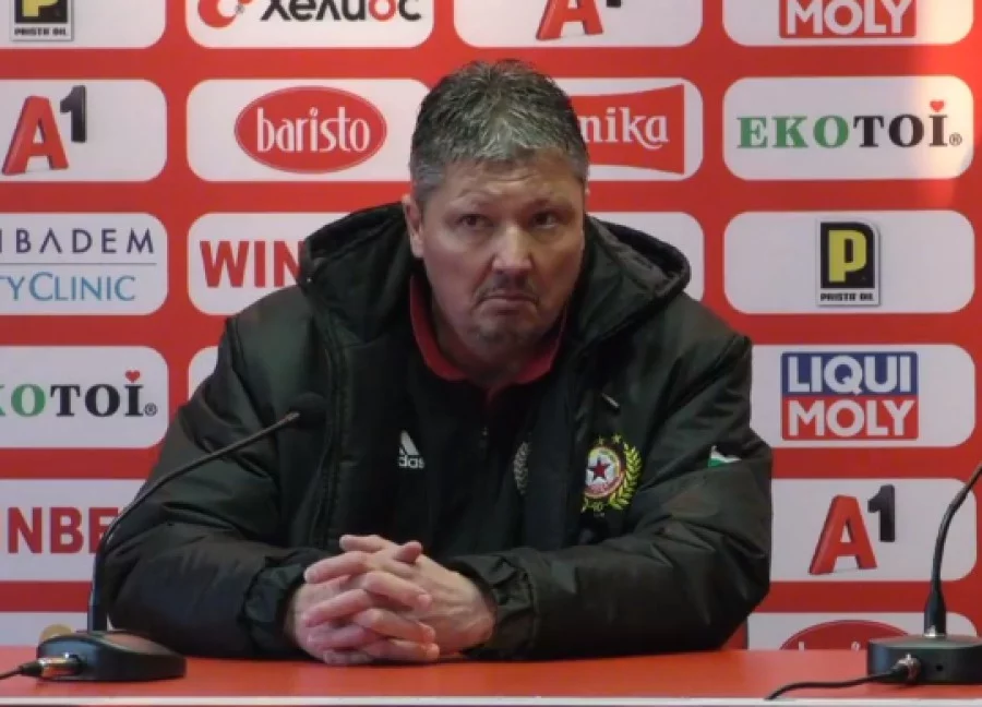 Любослав Пенев