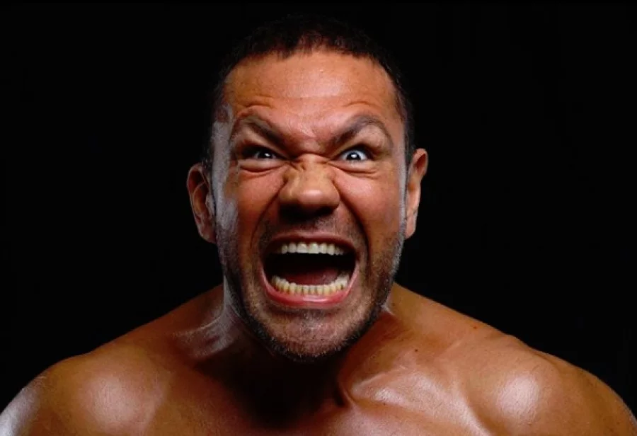 Първият чек за 7-цифрена сума на Пулев бе на стойност 1.45 милиона долара