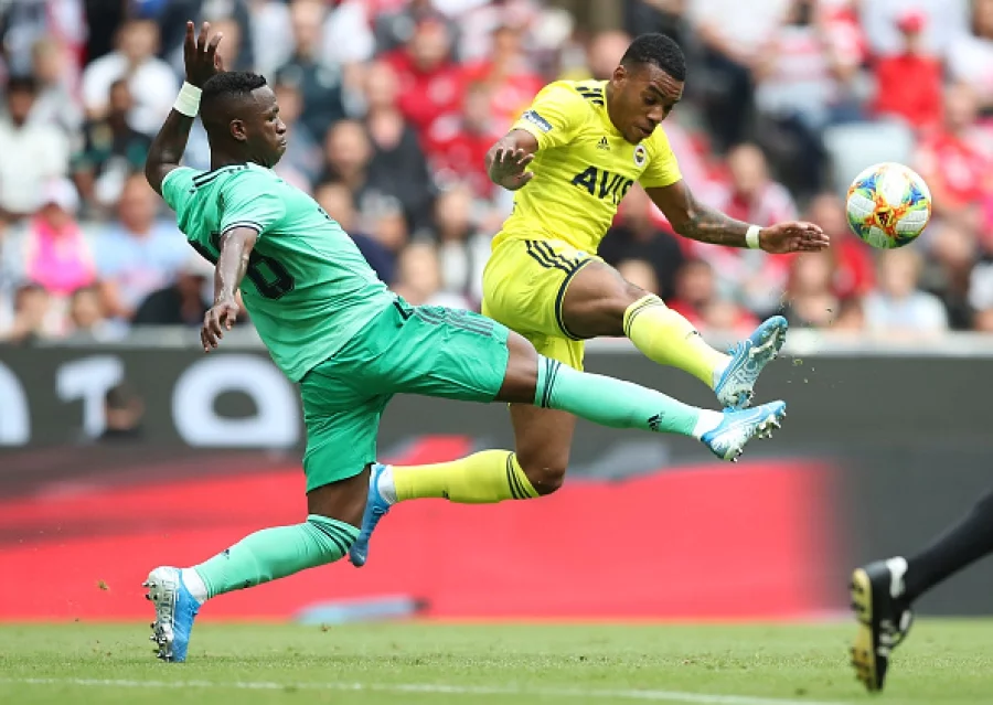 Гари Родригес