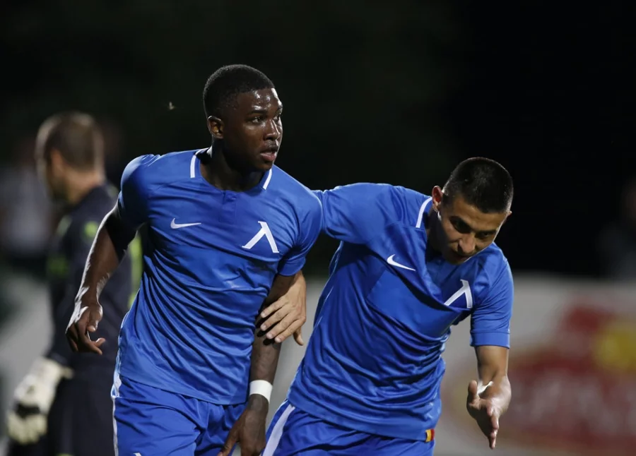 Найджъл Робърта