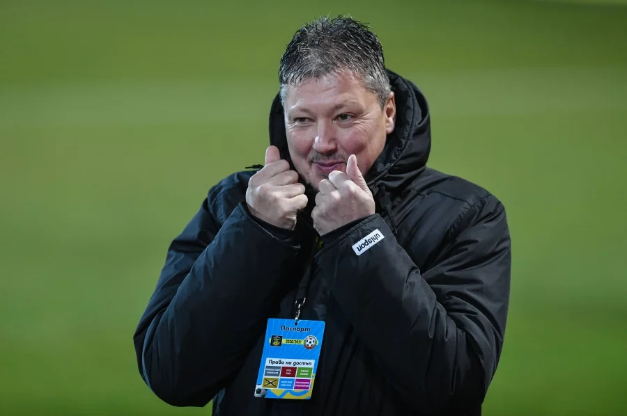 Любослав Пенев