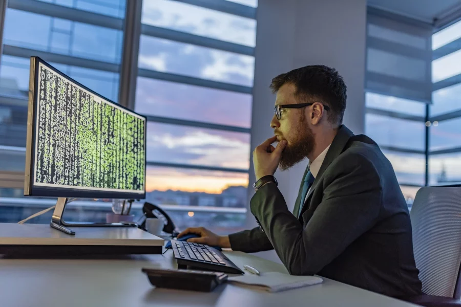 програмист