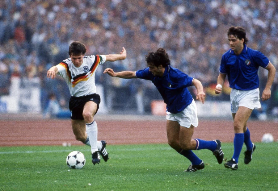 Лотар Матеус Национален отбор по футбол на Германия Национален отбор по футбол на Италия