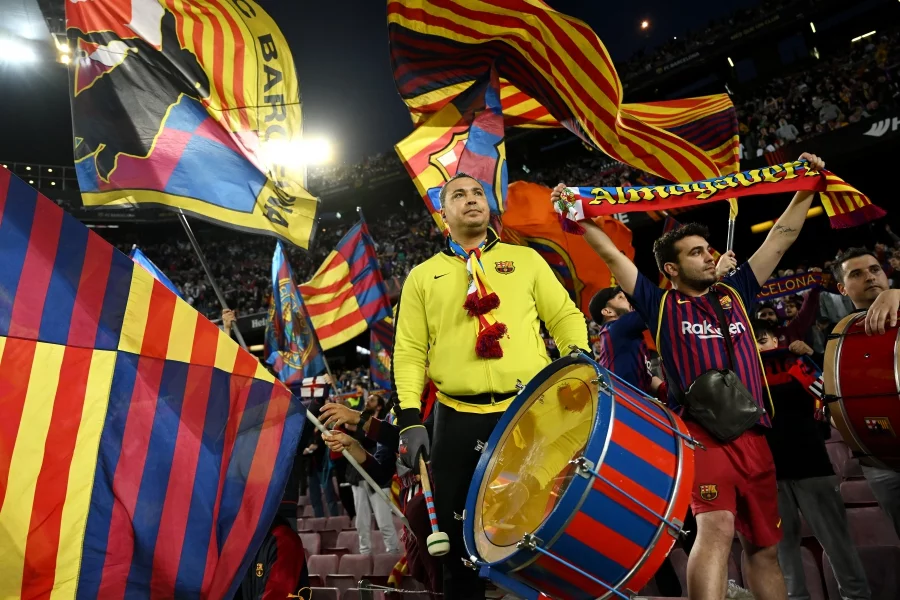 Феновете на Барселона ще са малцинство