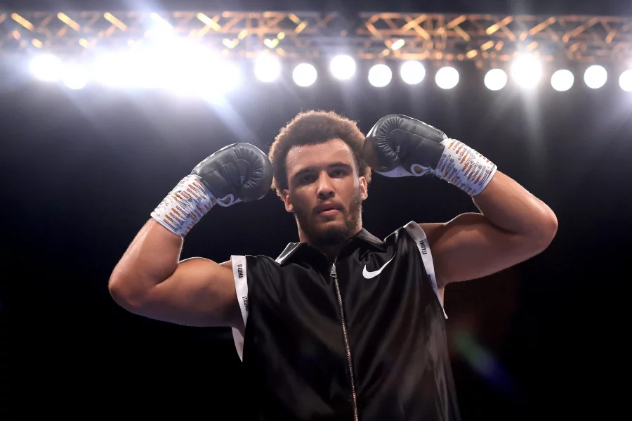 Моузес Итаума