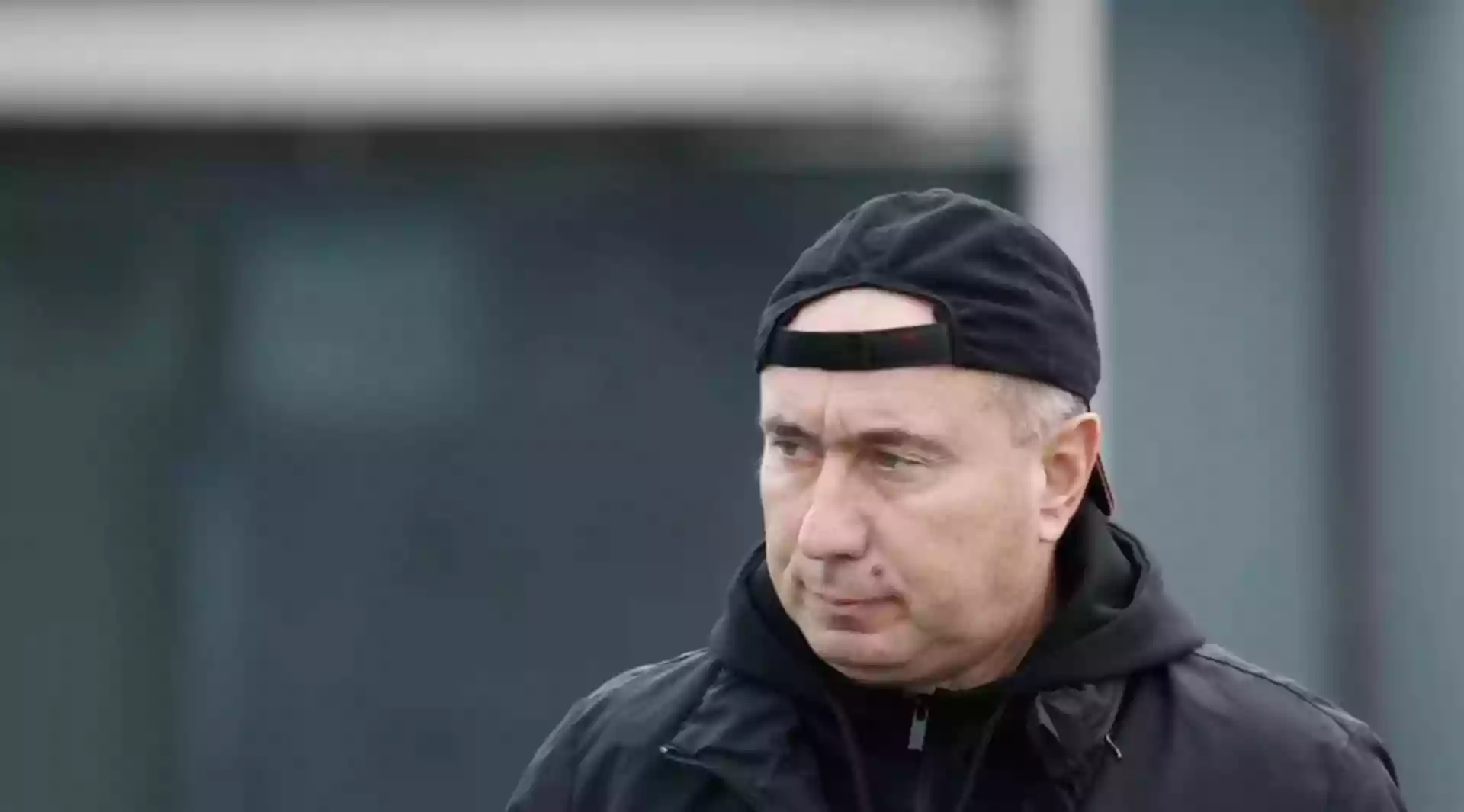 Стоилов доволен от играчите си въпреки загубата