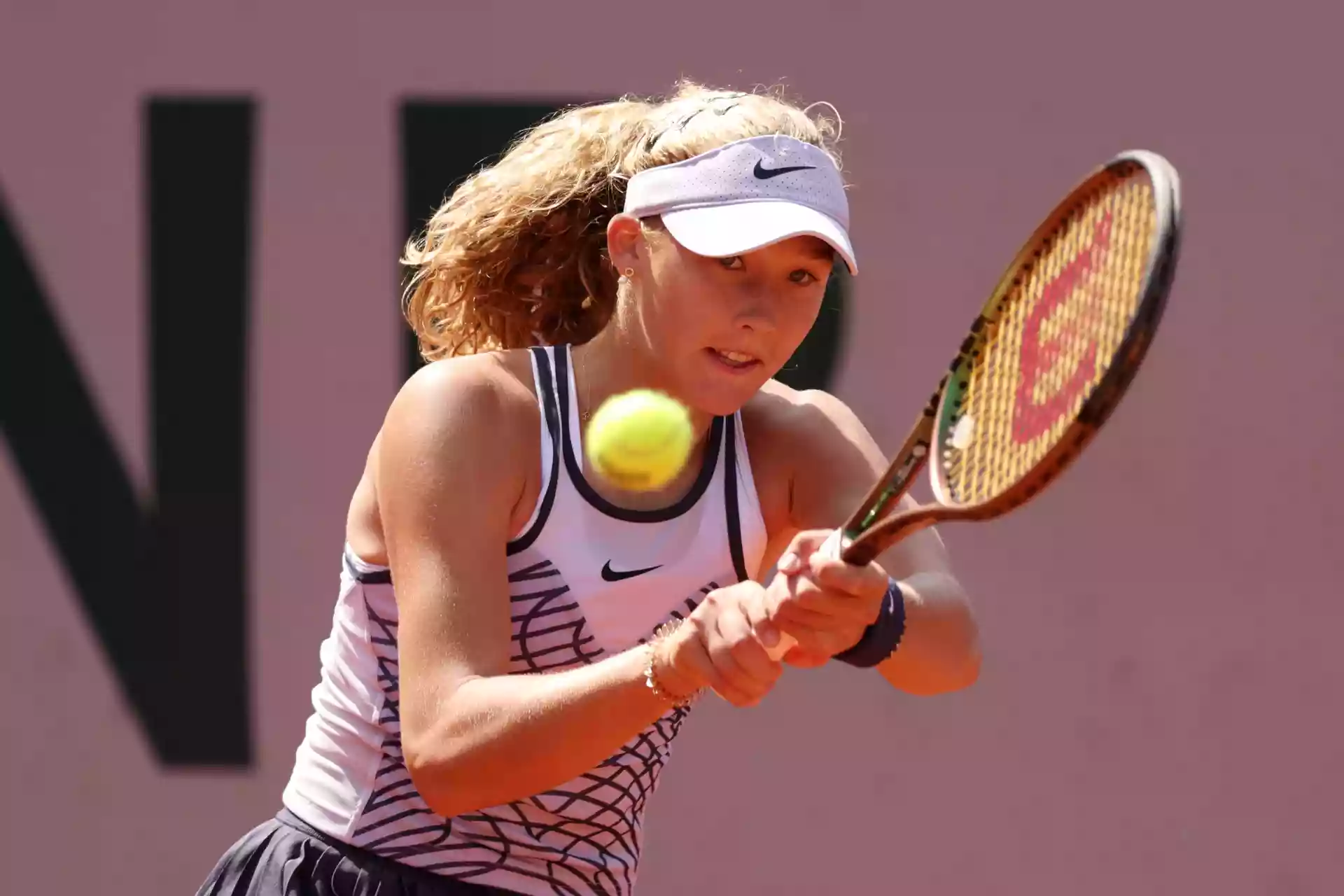 Мира Андреева - руска тенисистка