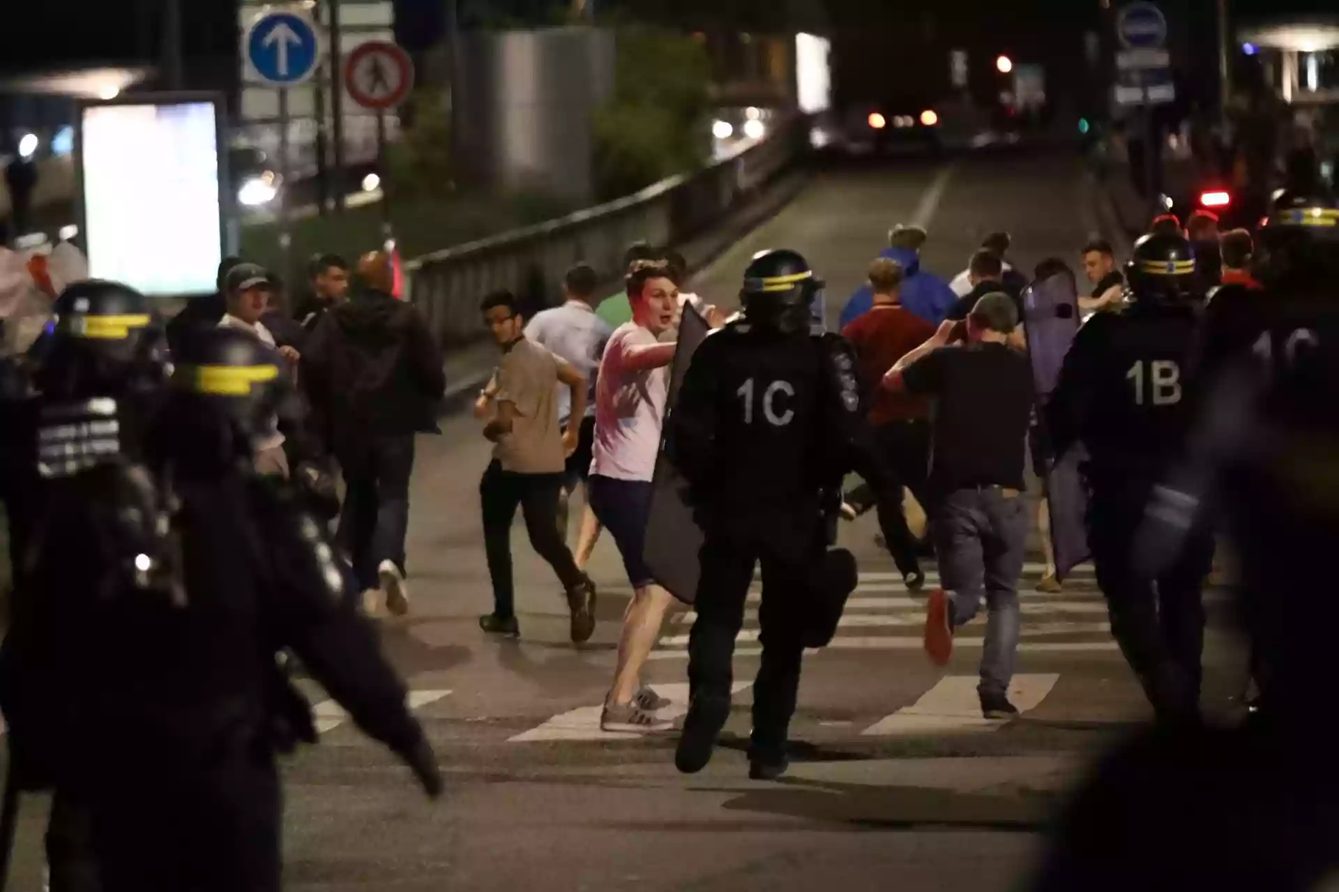 Фенове Полиция Европейско първенство по футбол във Франция