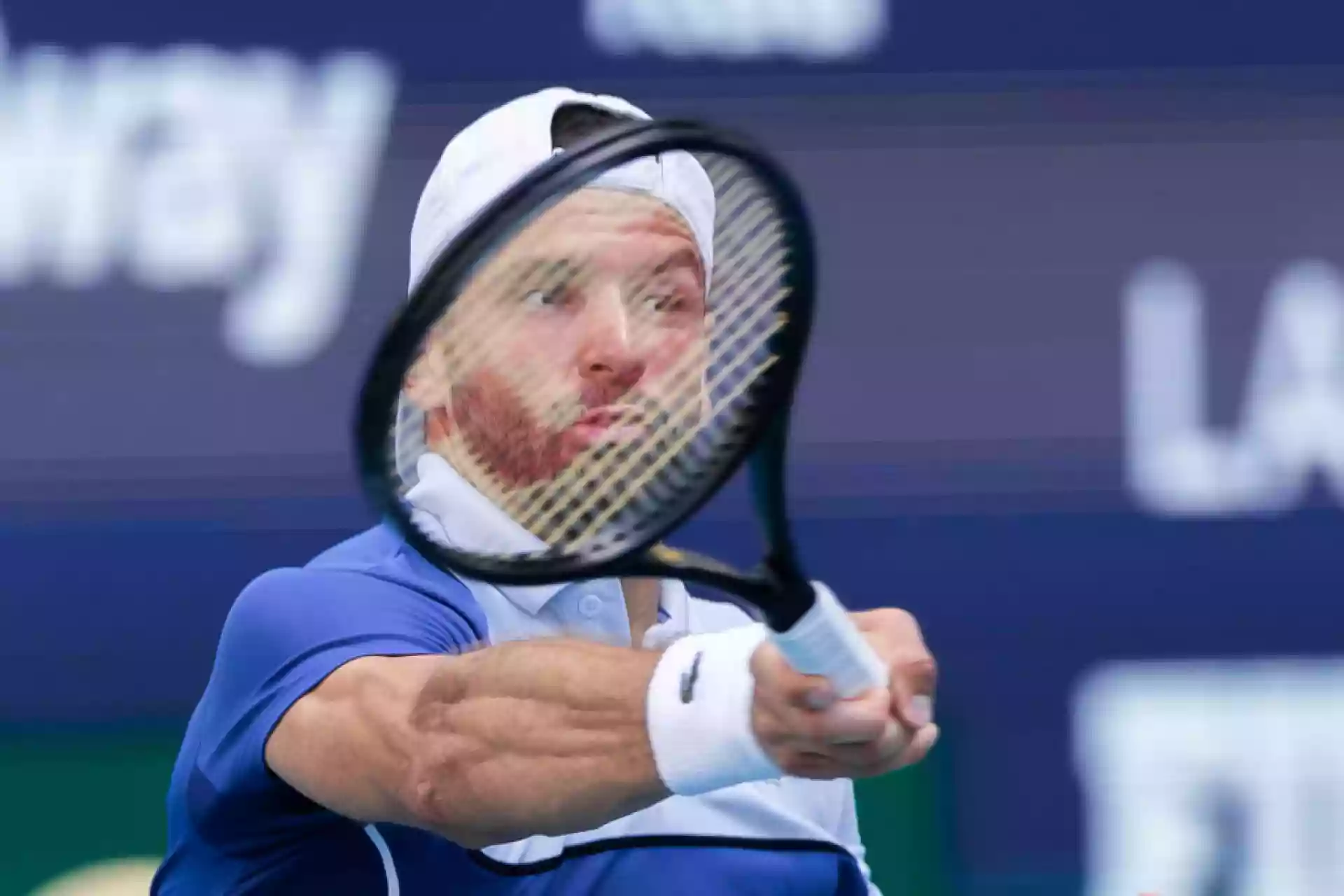В момента Григор Димитров е сред най-обсъжданите тенисисти