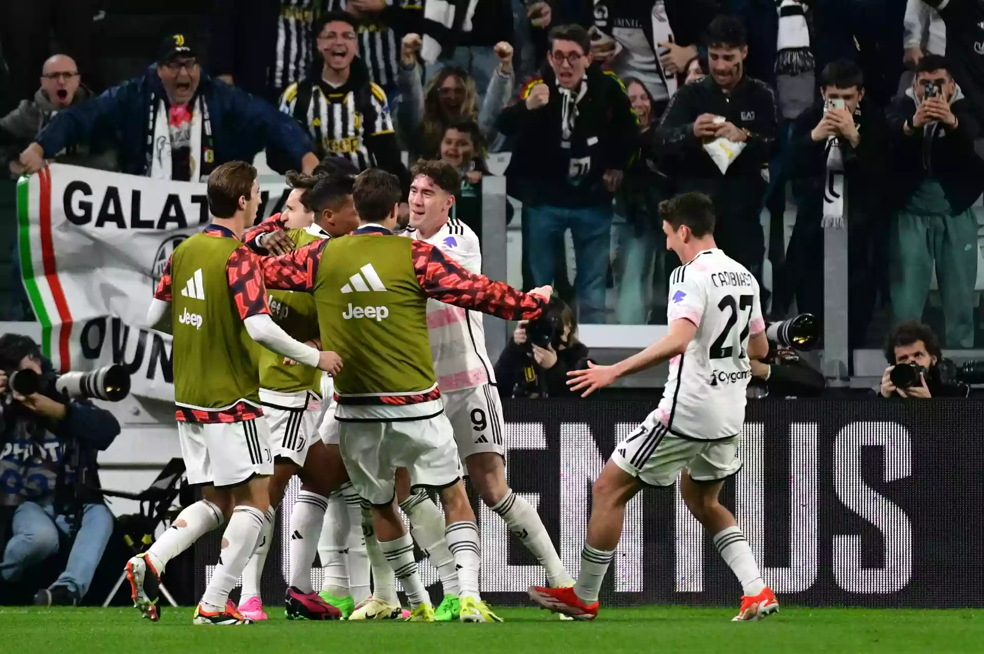Ювентус победи Лацио с 2:0 в първия полуфинал за Купата на Италия