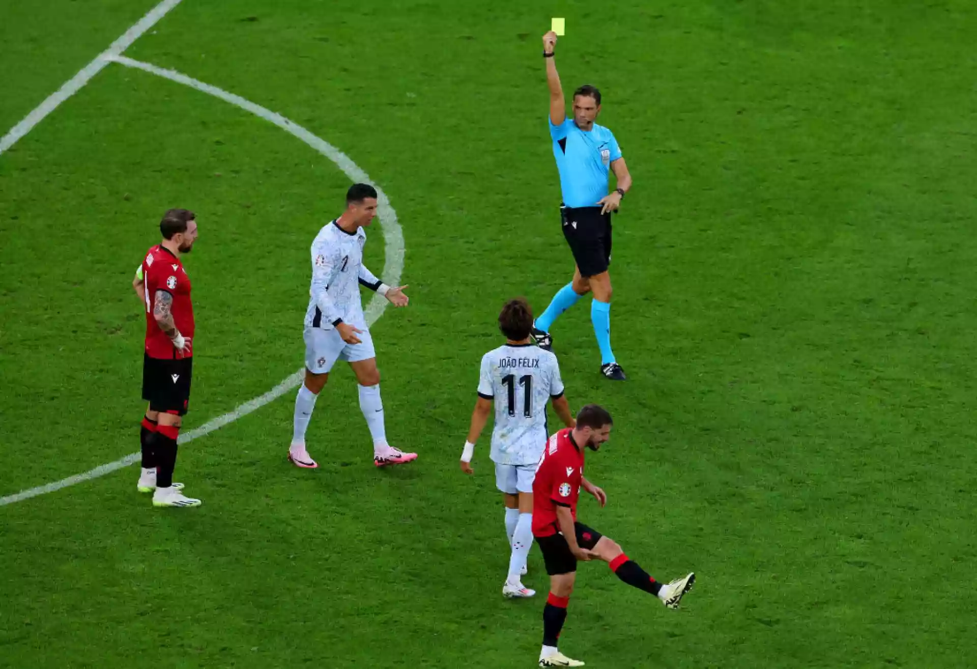 Португалия загуби последния си мач на Европейското - от Грузия