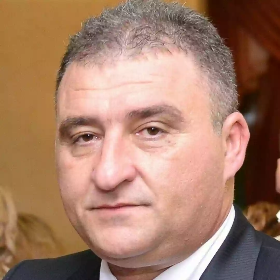 Марио Богданов