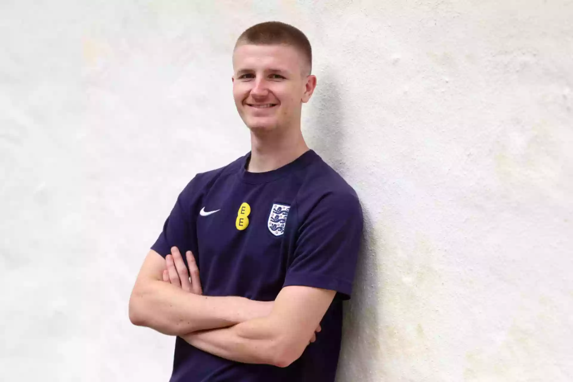 Адам Уортън