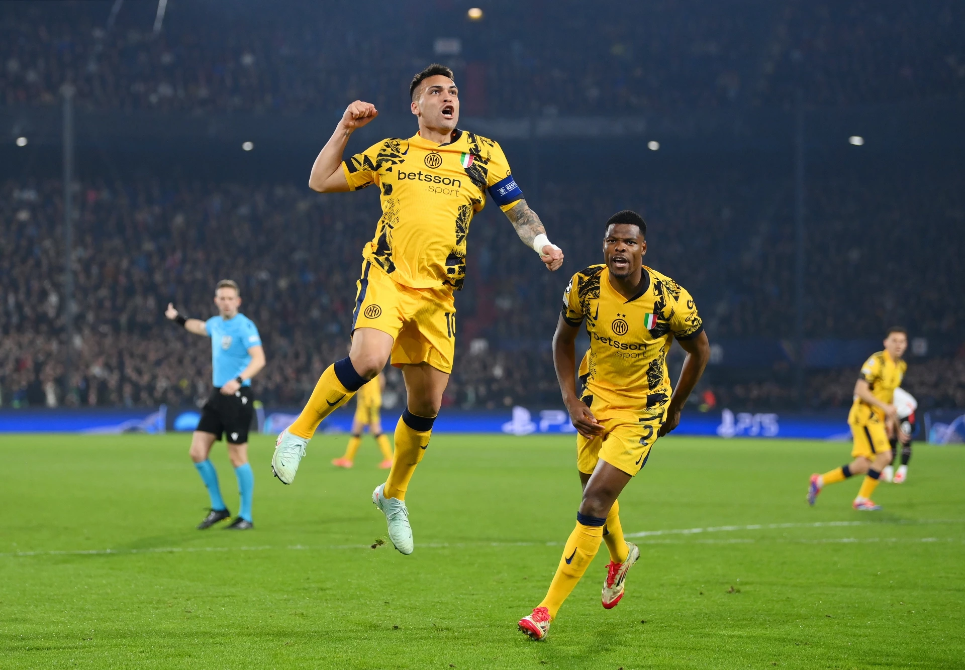 Лаутаро Мартинес