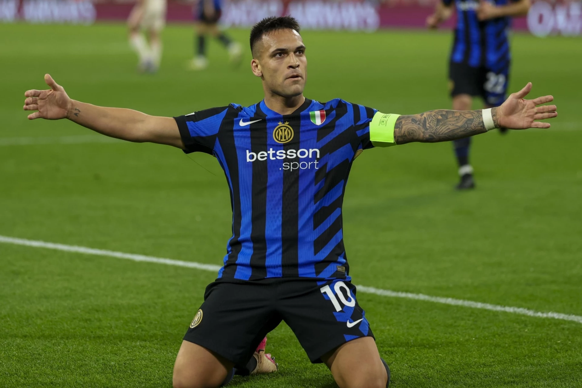 Лаутаро Мартинес