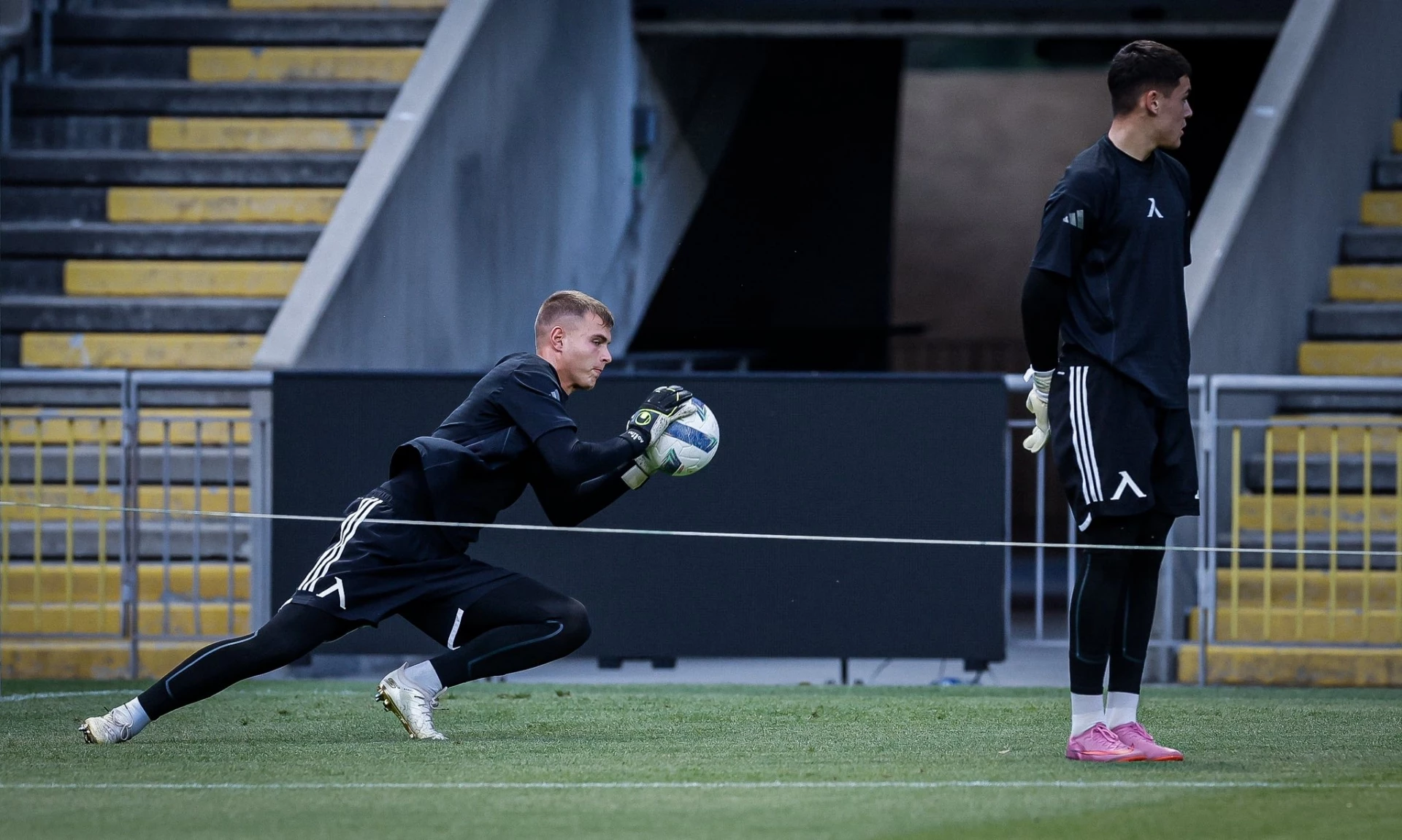 Светослав Вуцов