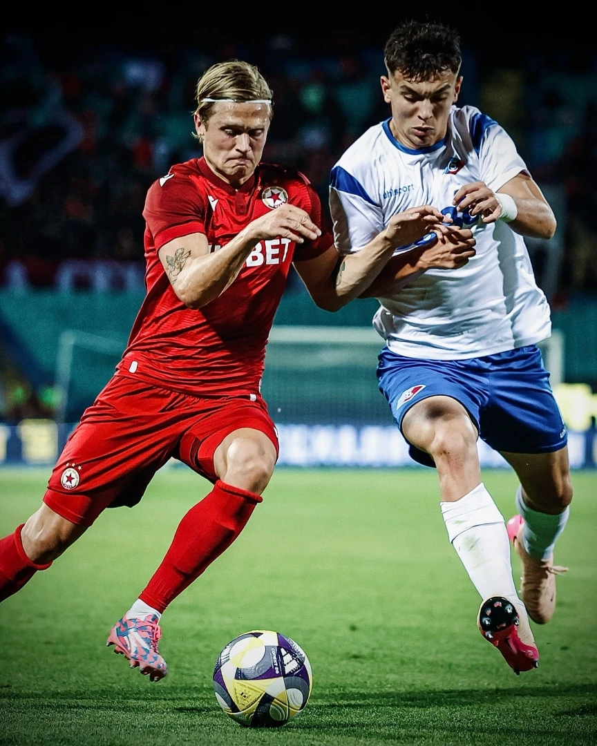 ЦСКА Септември София Улаус Скаршем