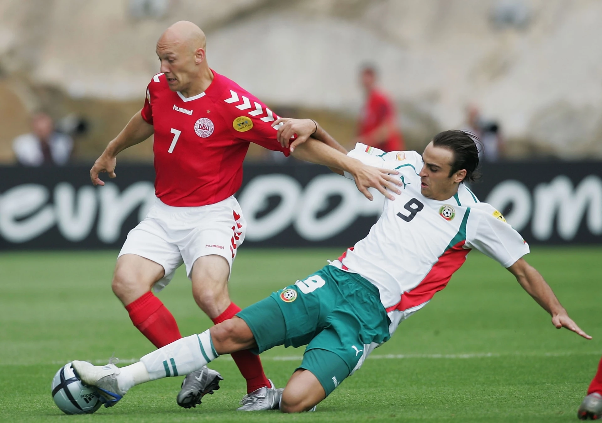 Национален отбор по футбол на България Национален отбор по футбол на Дания Димитър Бербатов Томас Гравесен