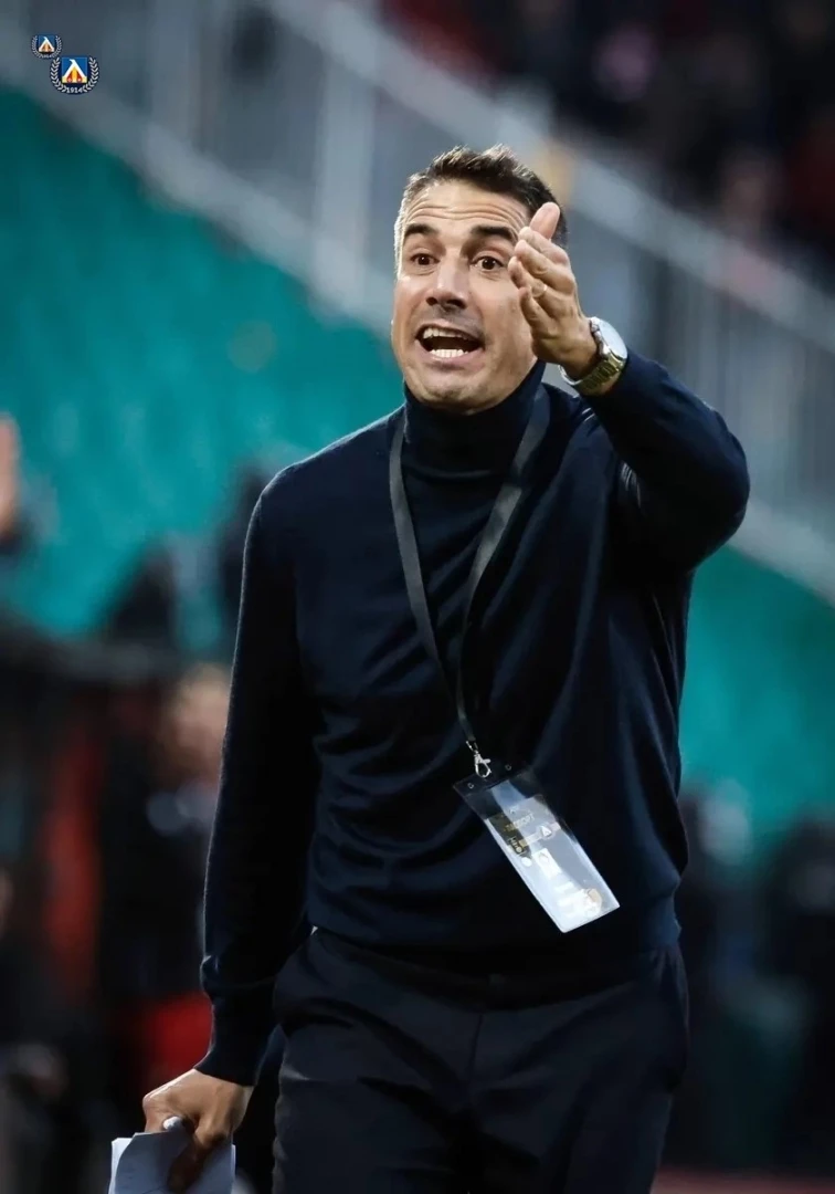 Хулио Веласкес