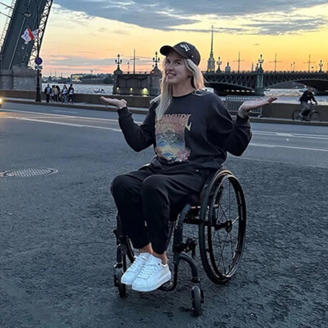 Мария Комисарова