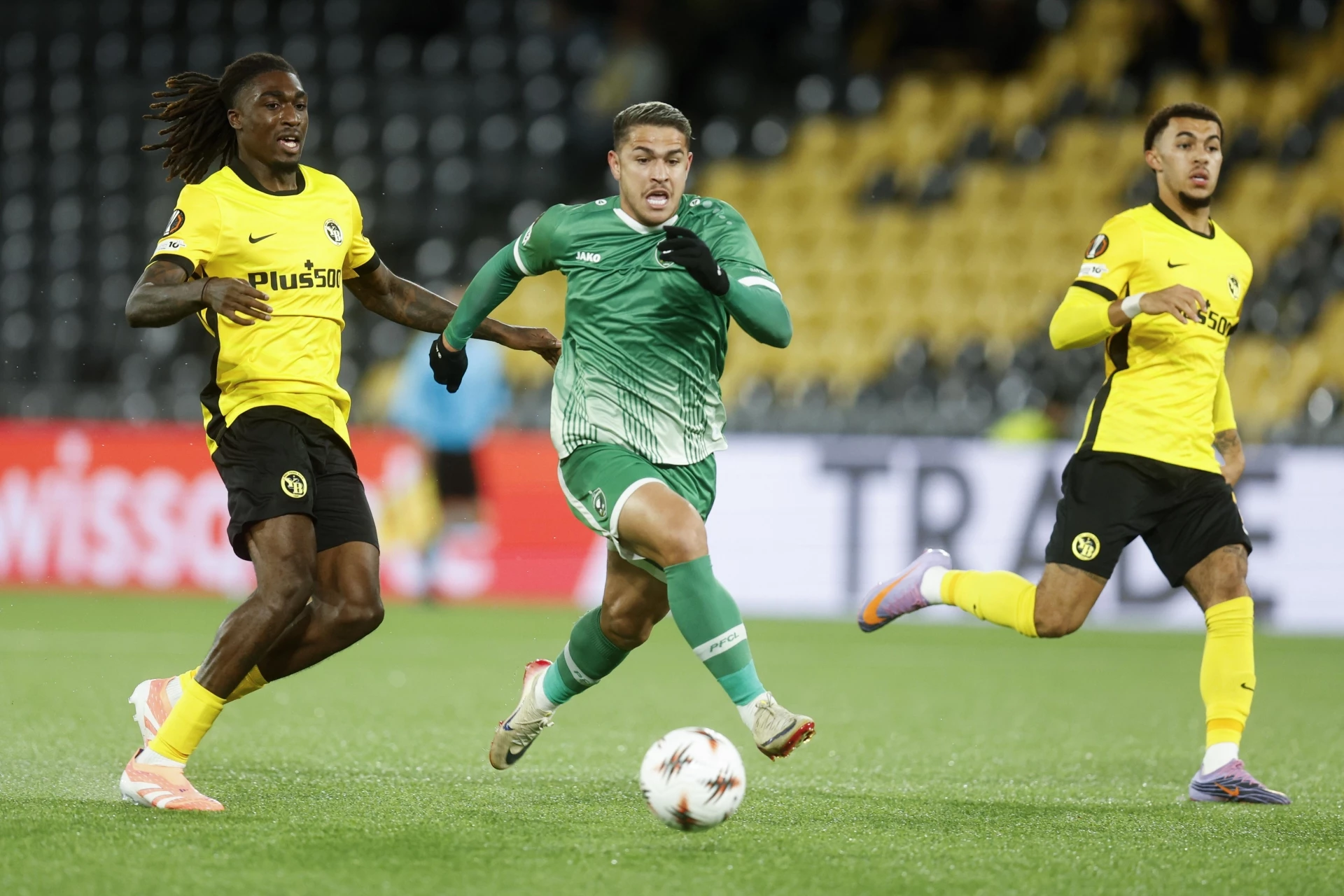 Лудогорец срещу Йънг Бойс