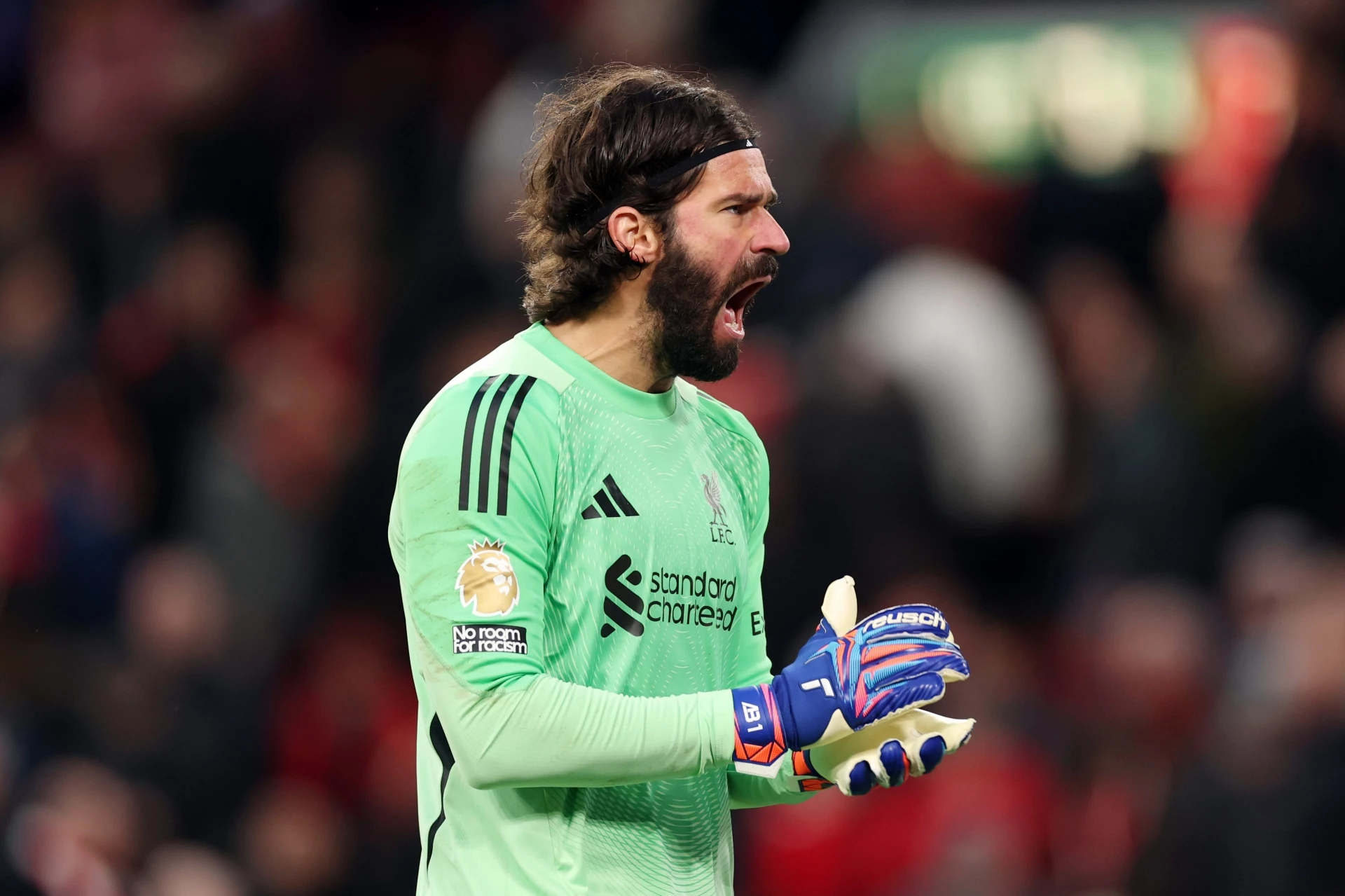 Алисън Бекер