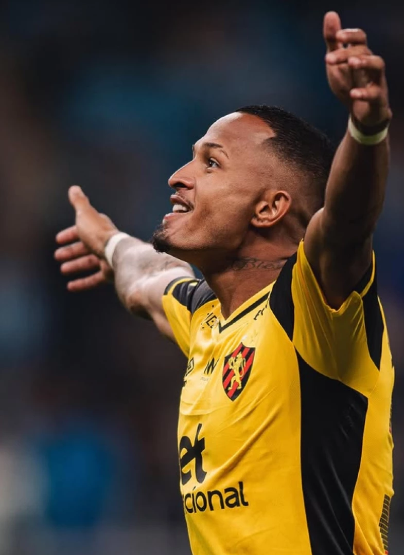 Лео Перейра