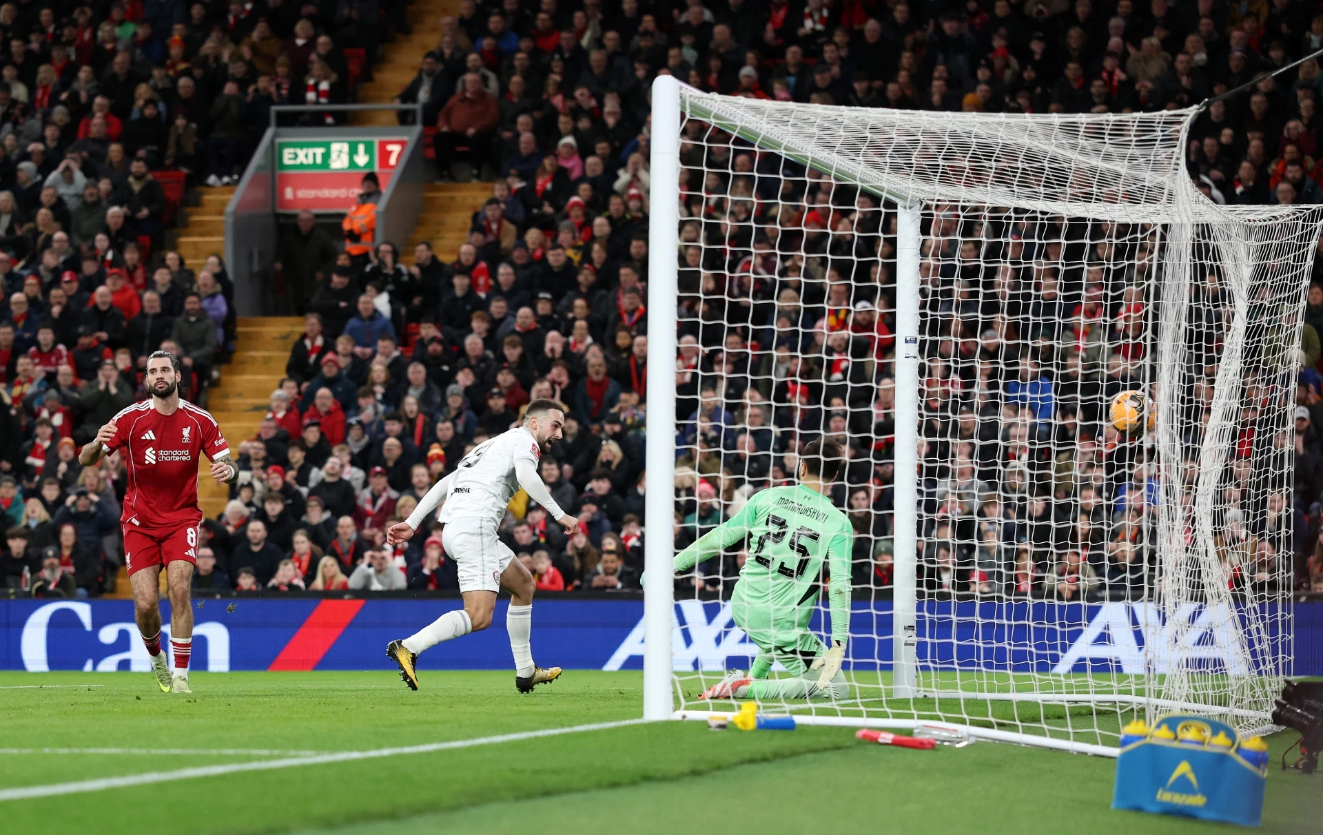 Ливърпул - Барнзли