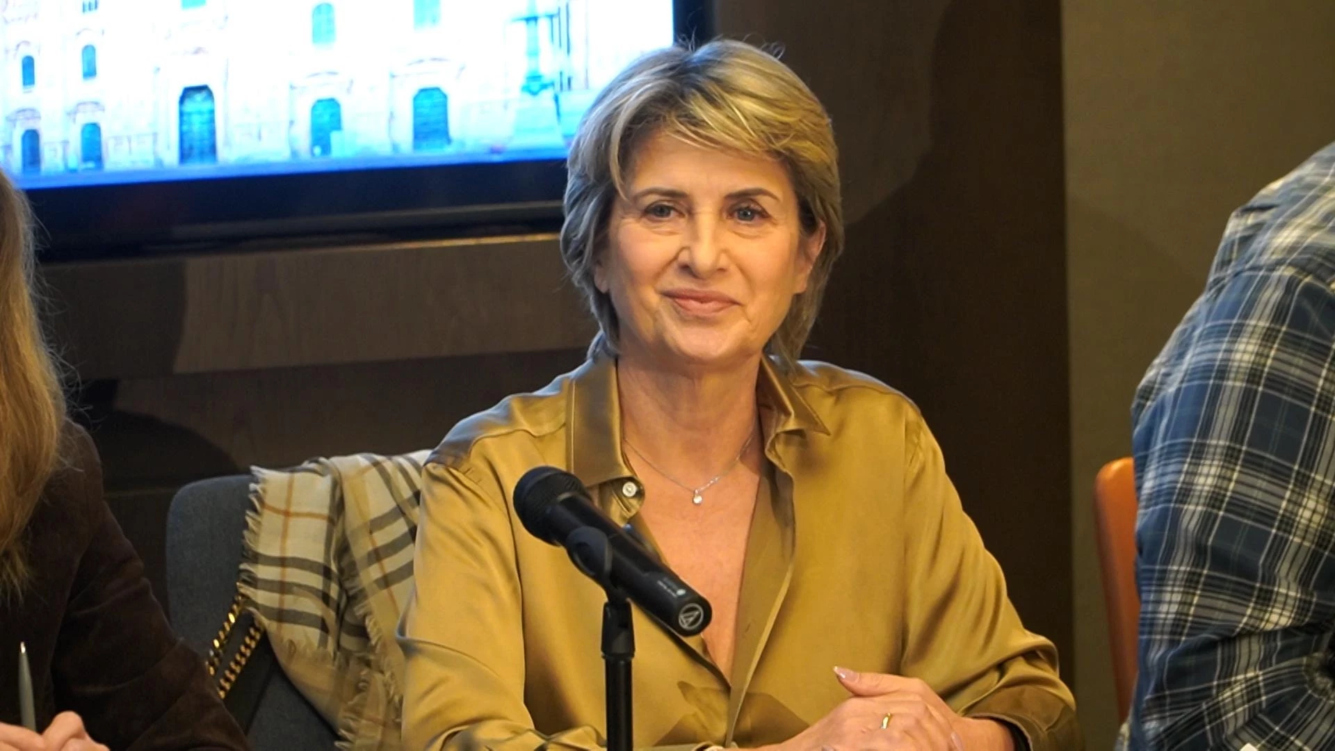 Весела Лечева