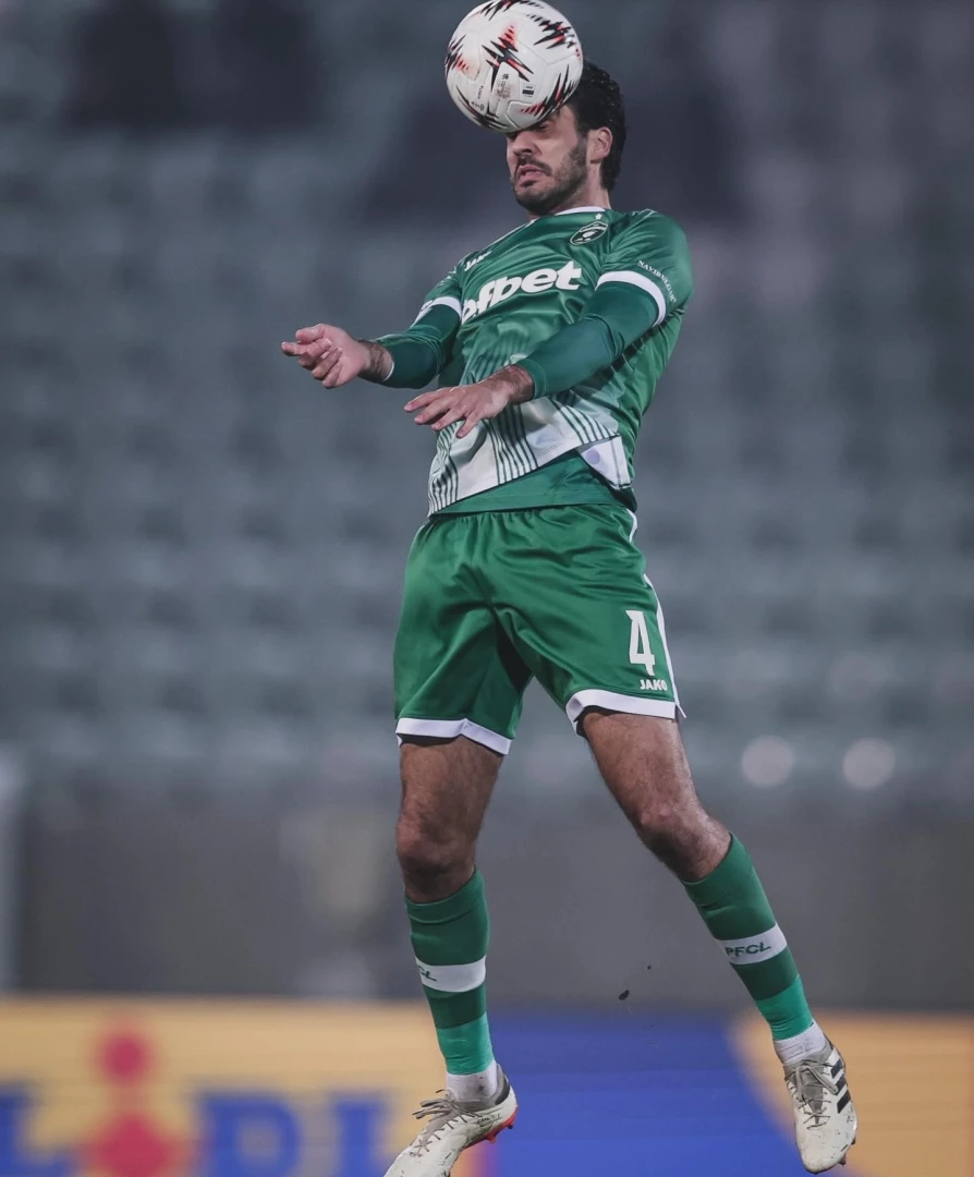 Диниш Алмейда