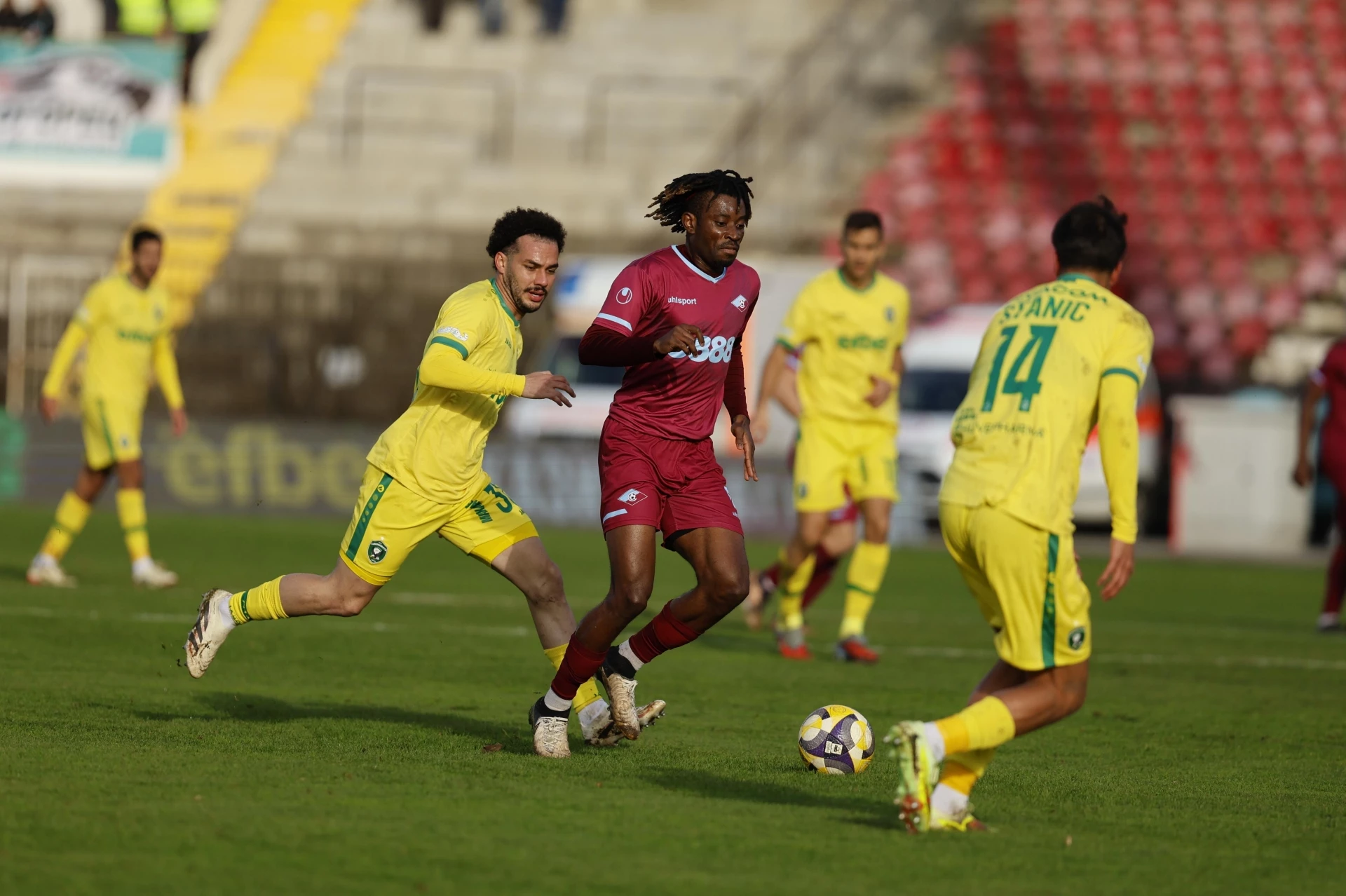 Виктор Очаи