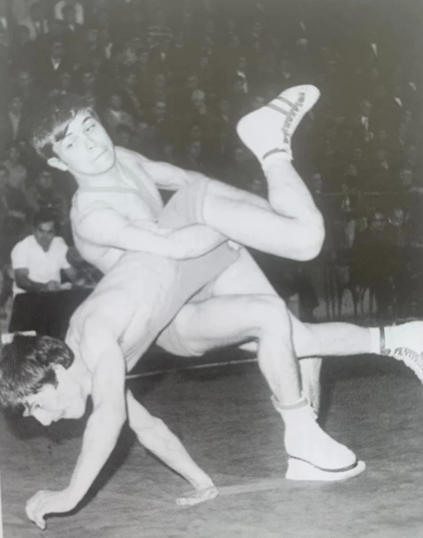 Огнян Николов