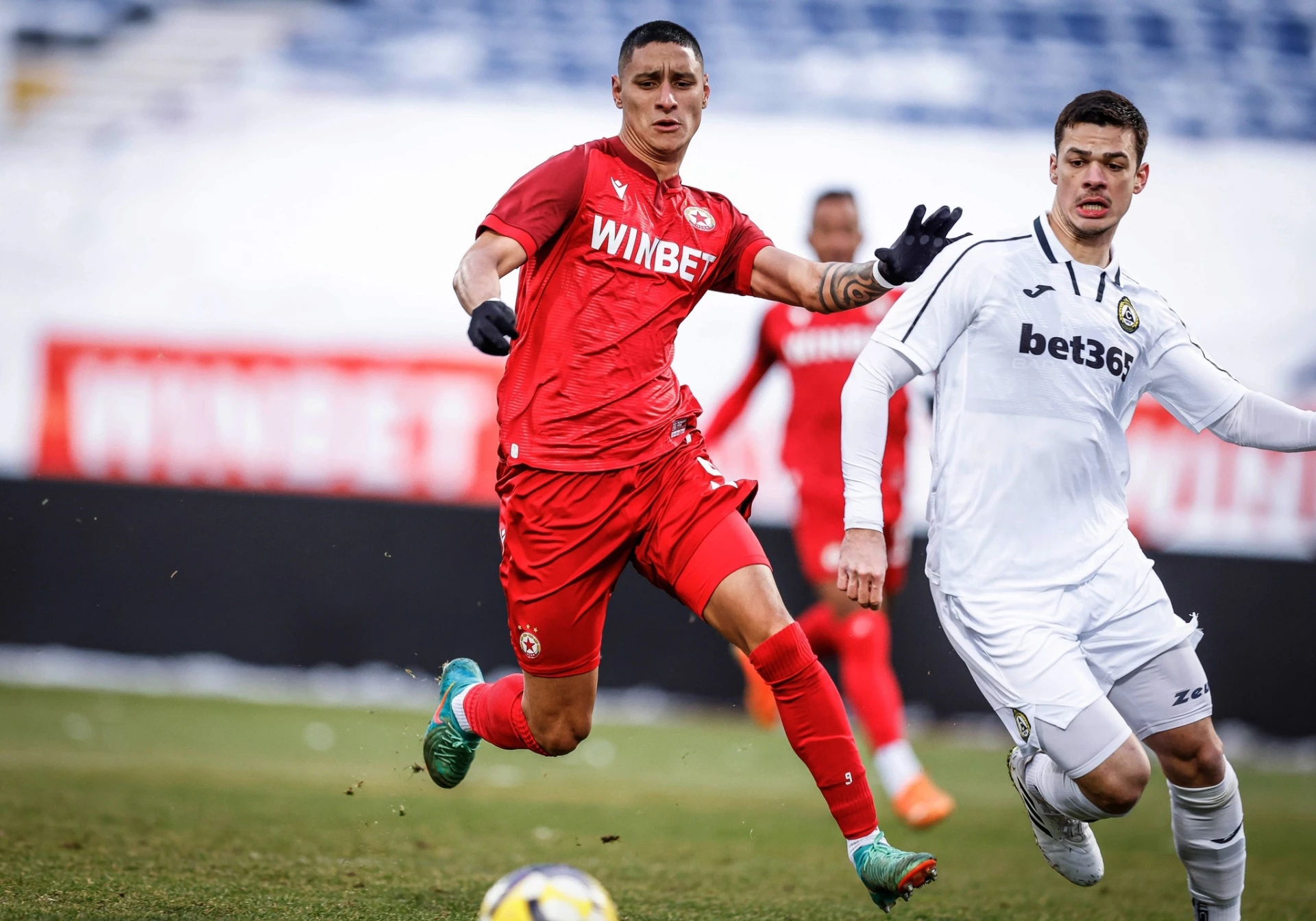 Леандро Годой