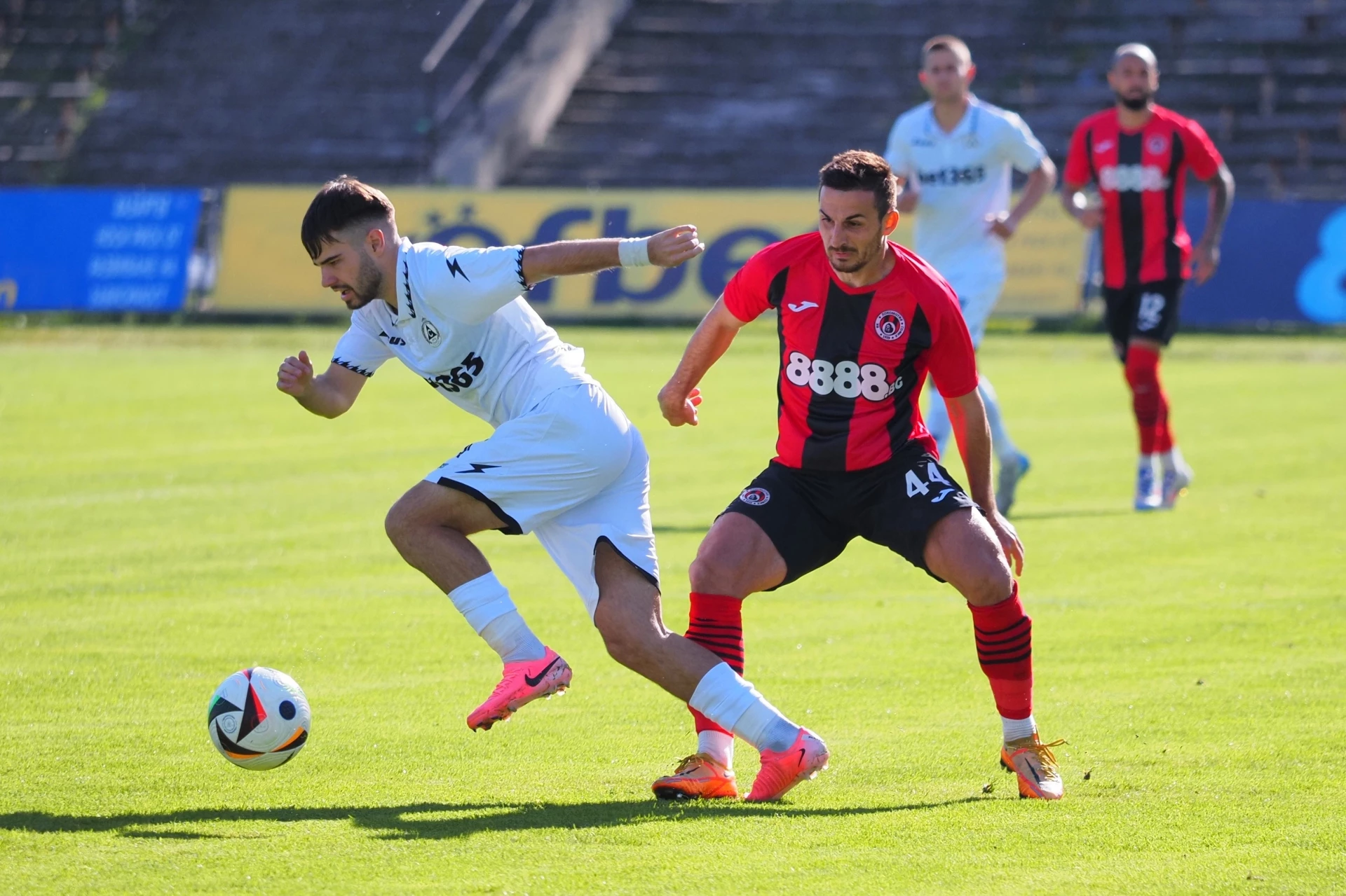 Кристиян Стоянов