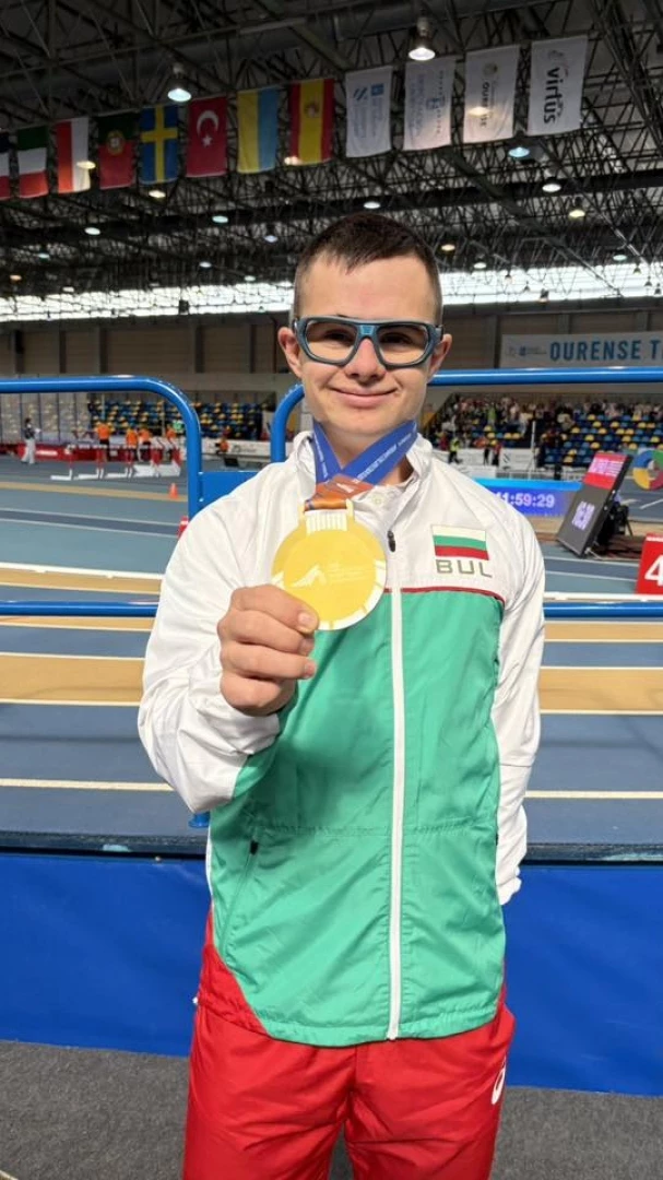 Александър Асенов