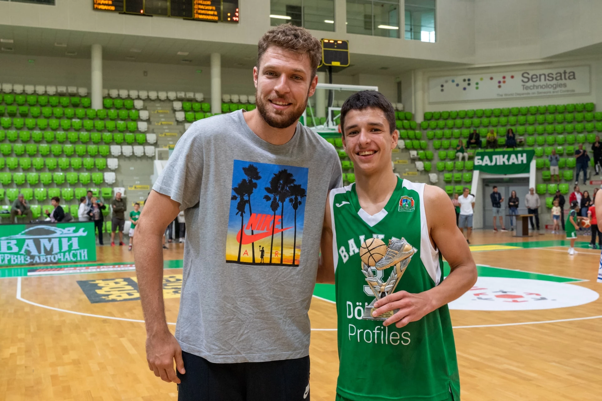 Александър Гавалюгов