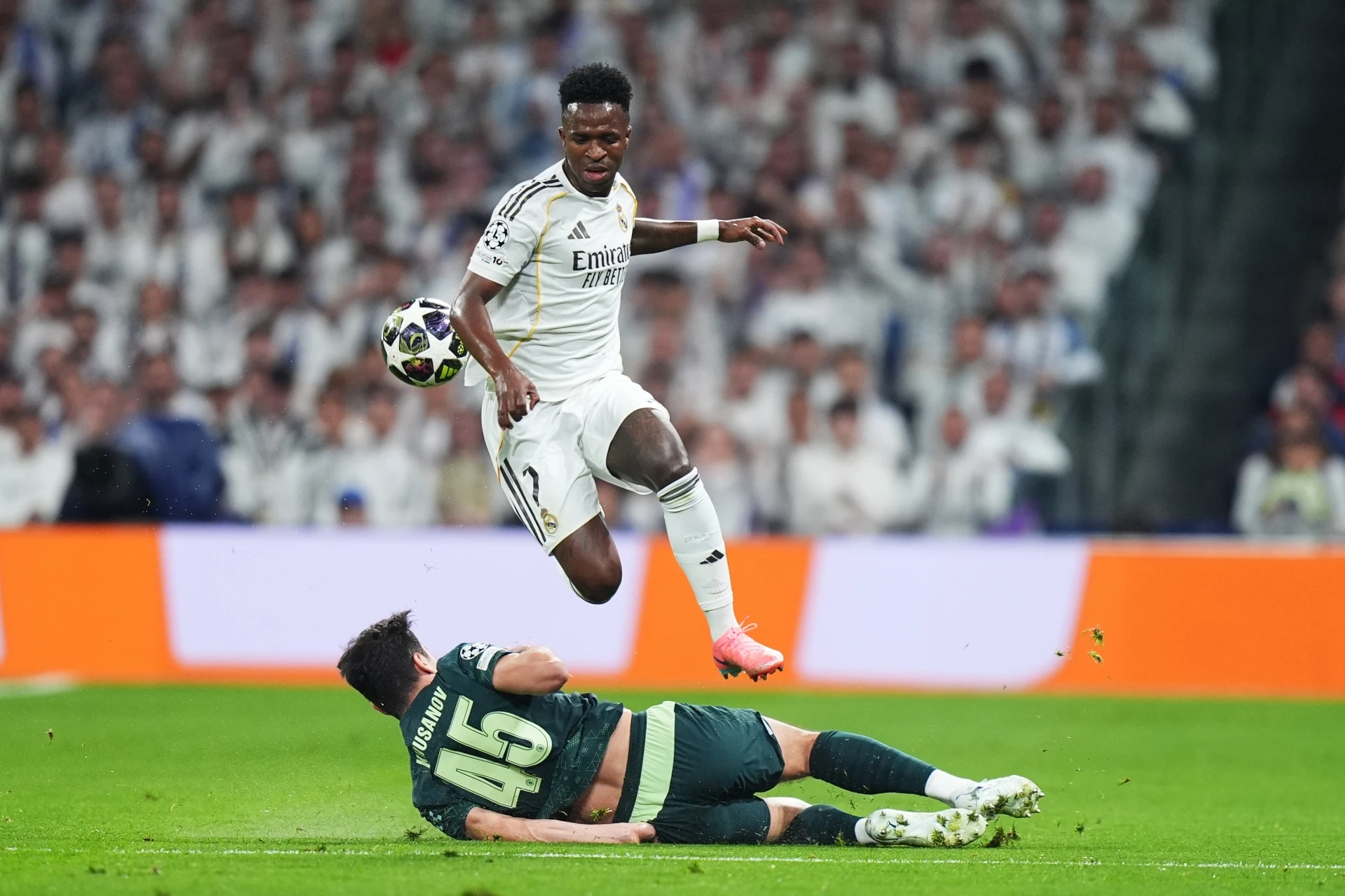 Винисиус Жуниор