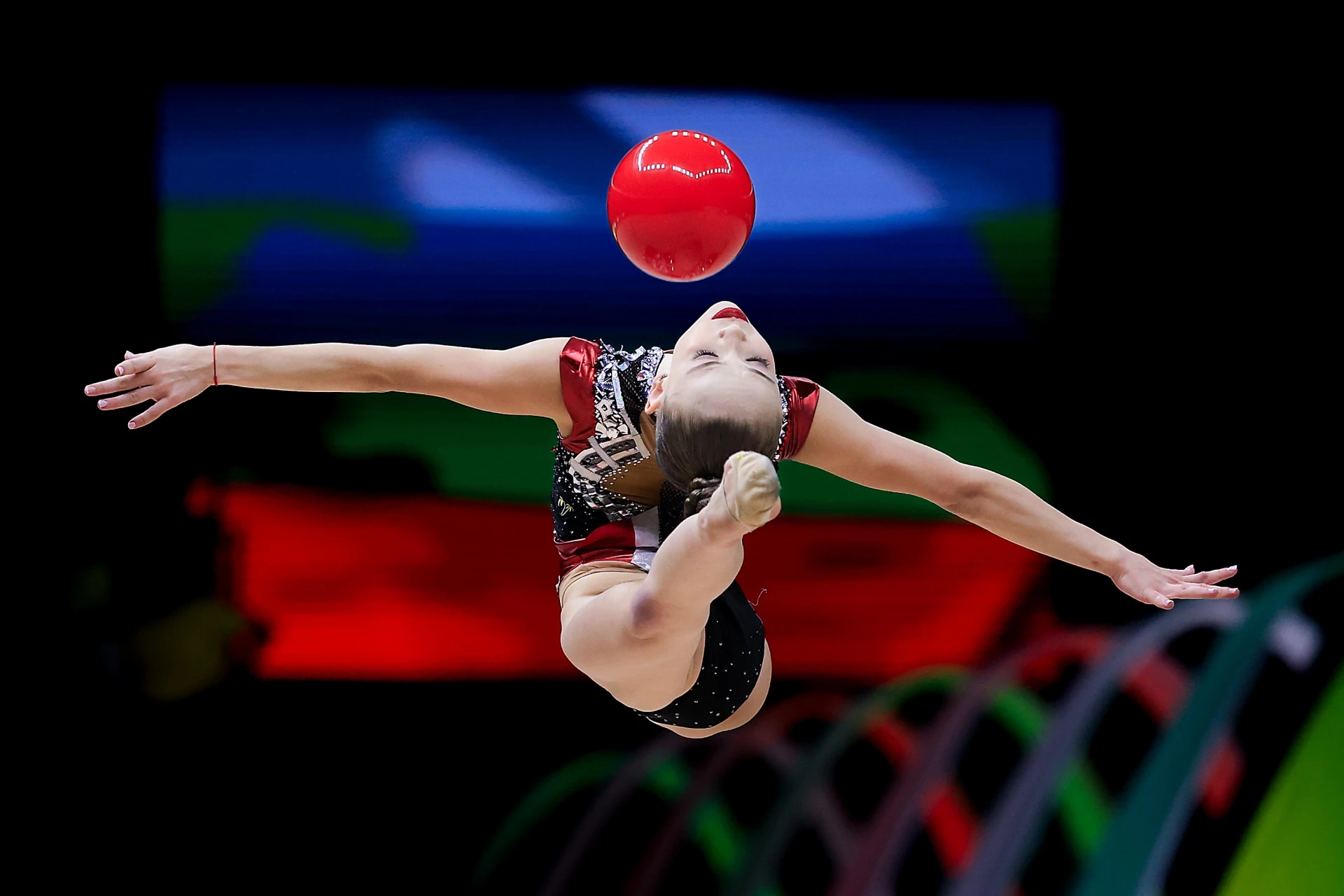 Стилияна Николова