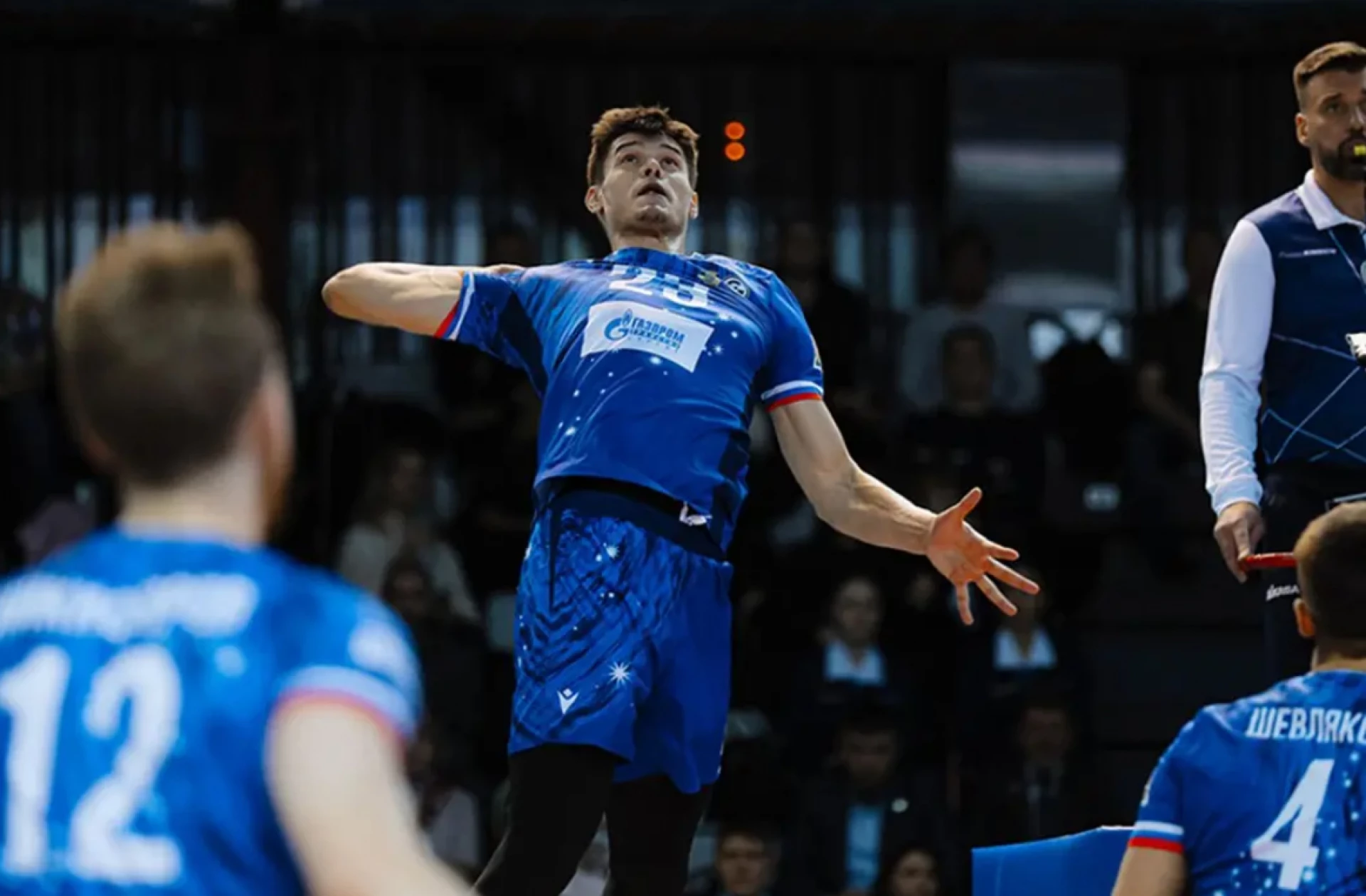 Слави Костадинов