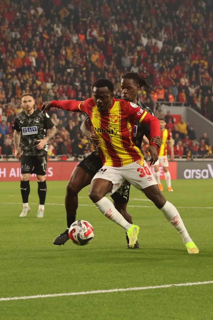 Антъни Денис