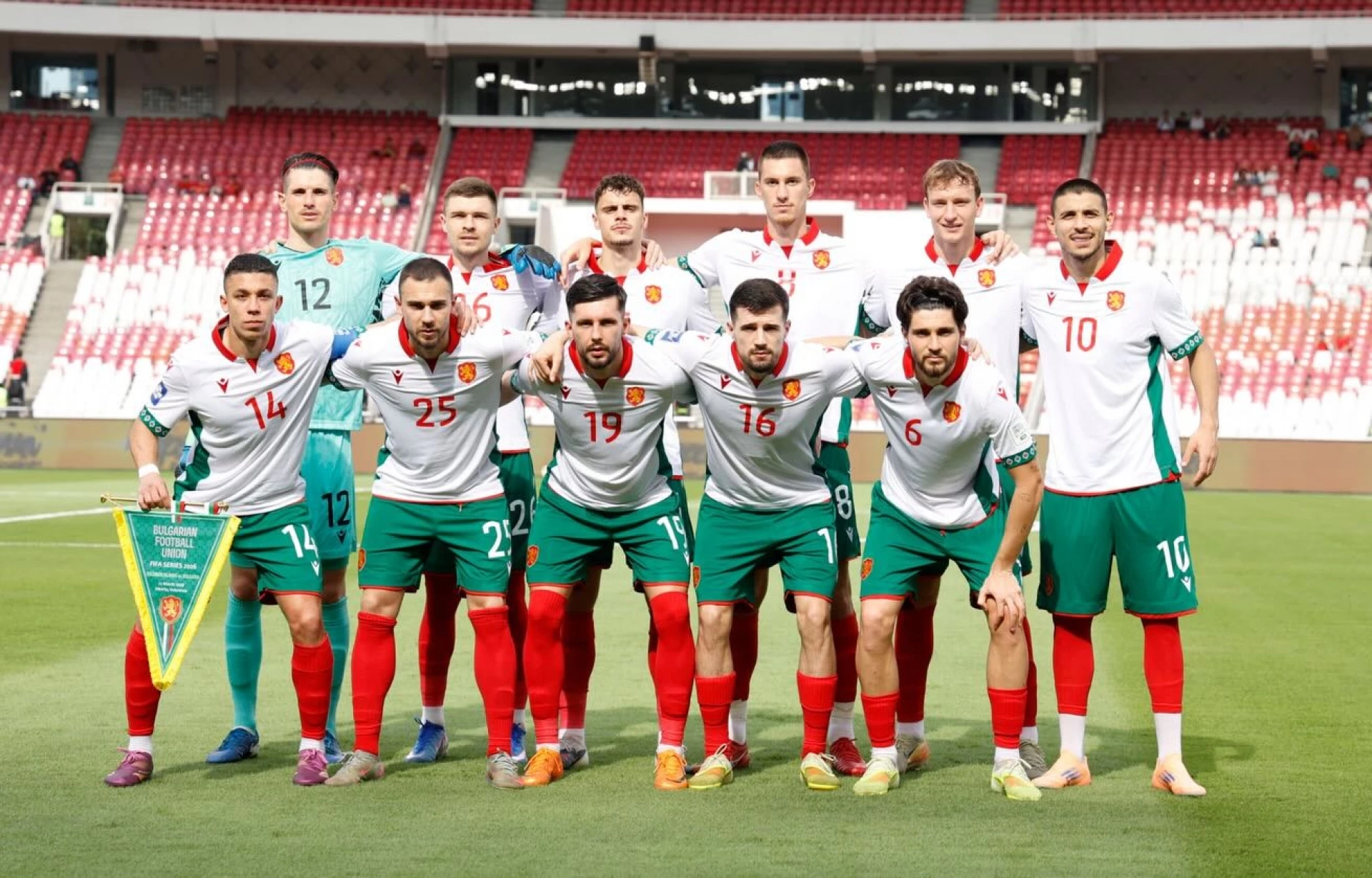 Националният отбор по волейбол