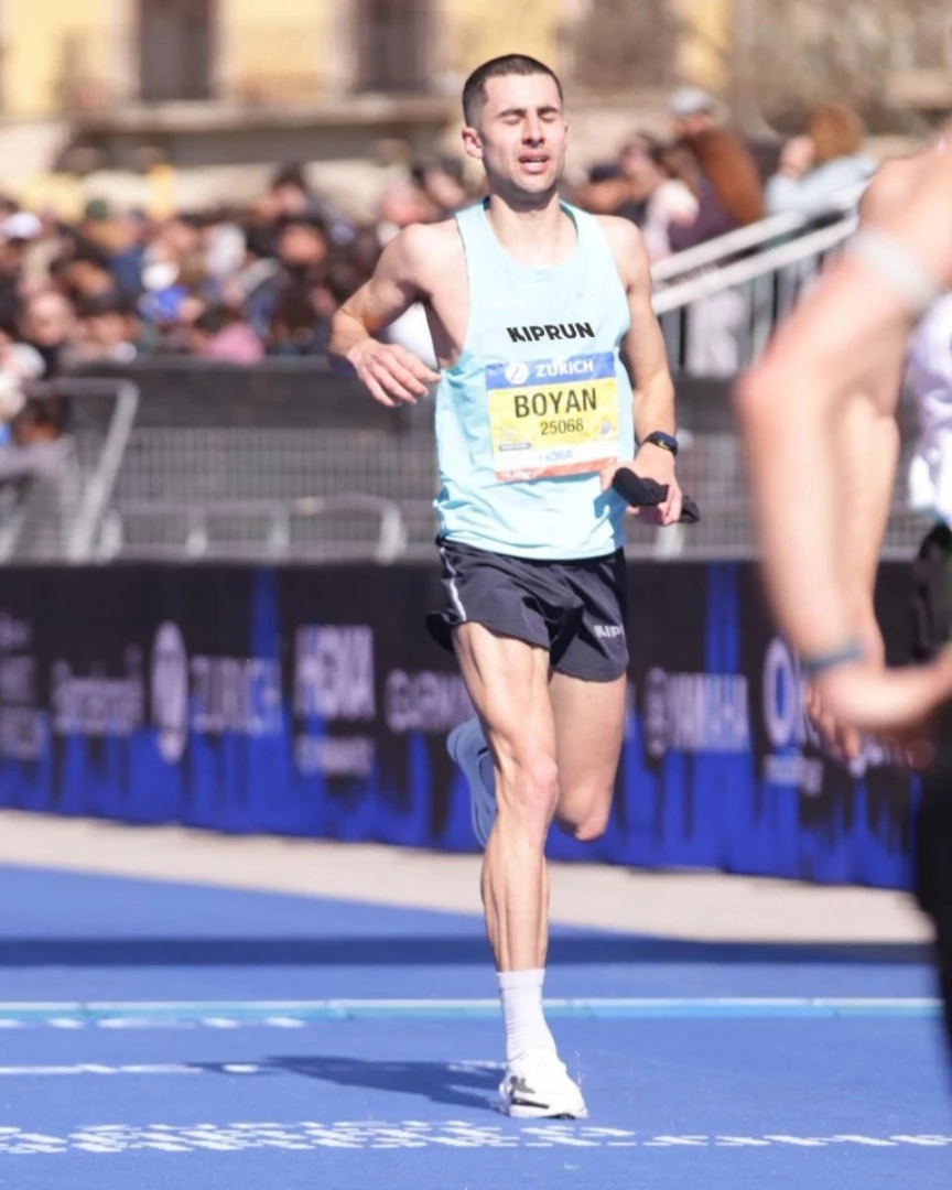 Боян Иванджиков