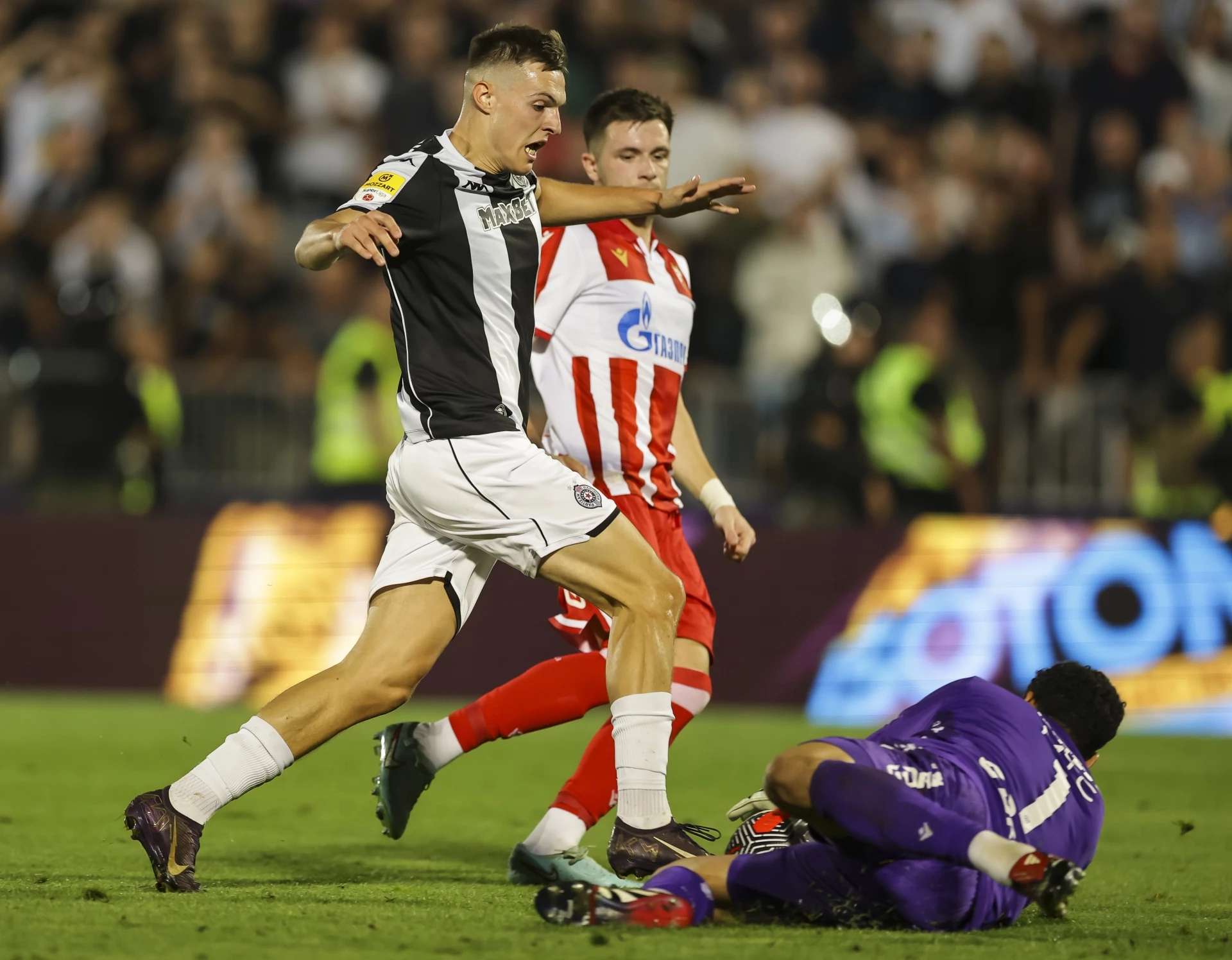 Андрей Костич