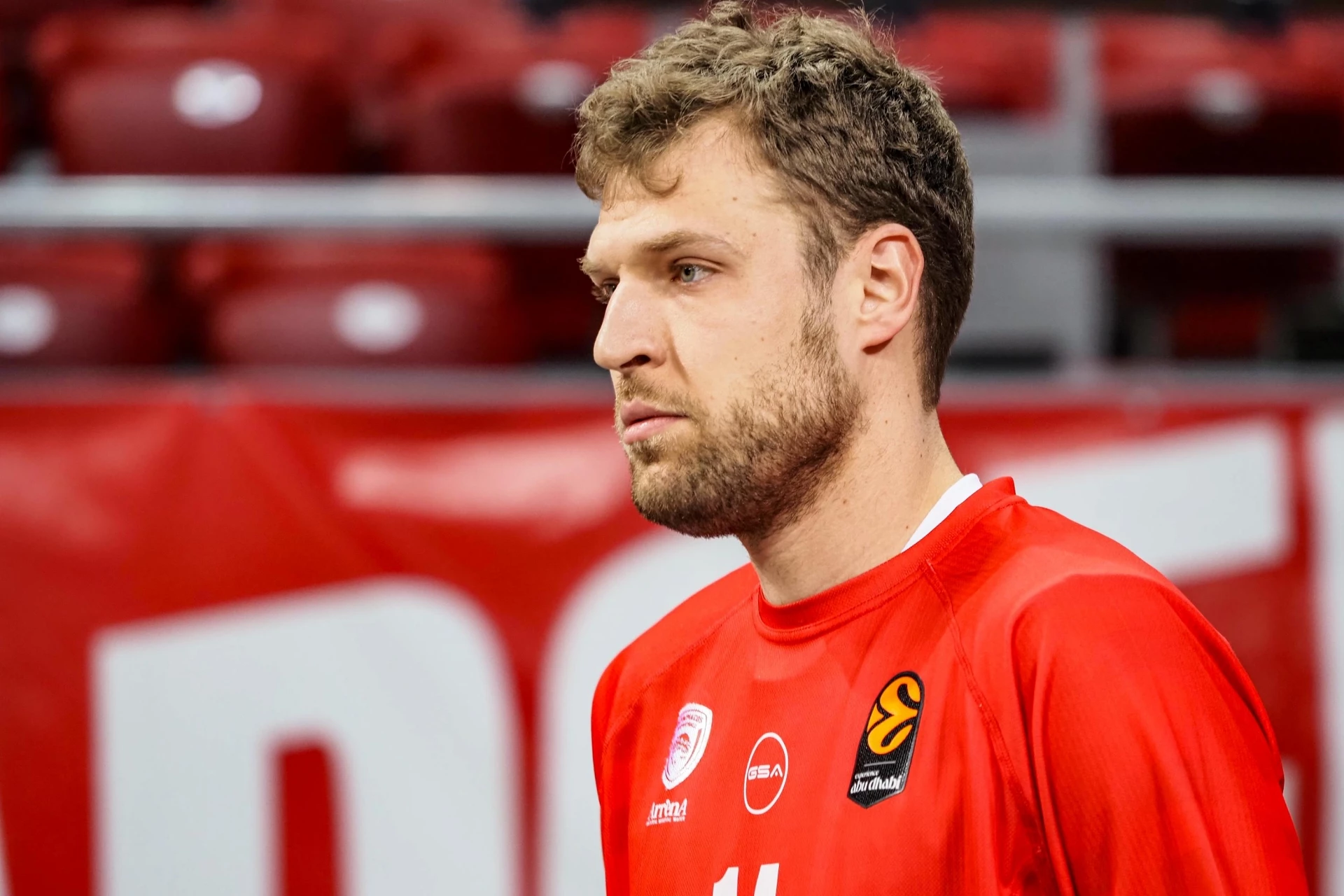 Александър Везенков