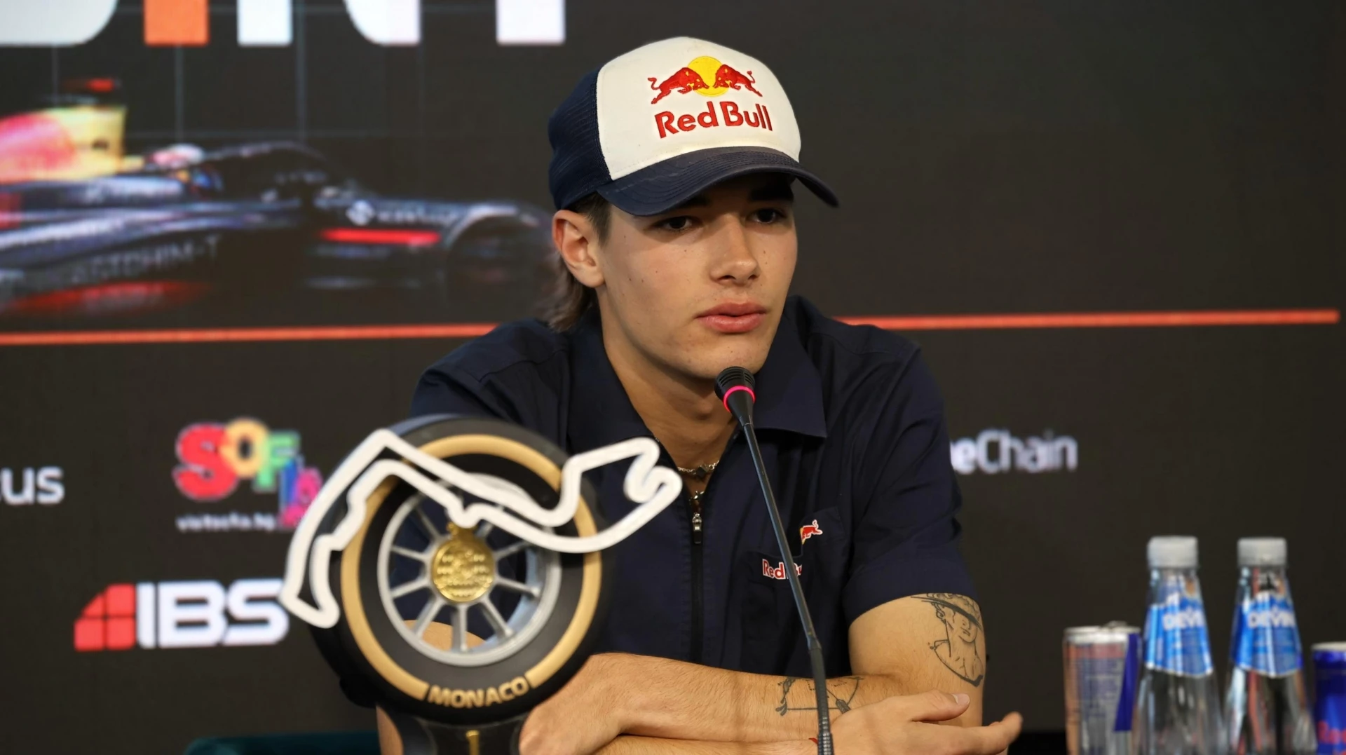 Никола Цолов