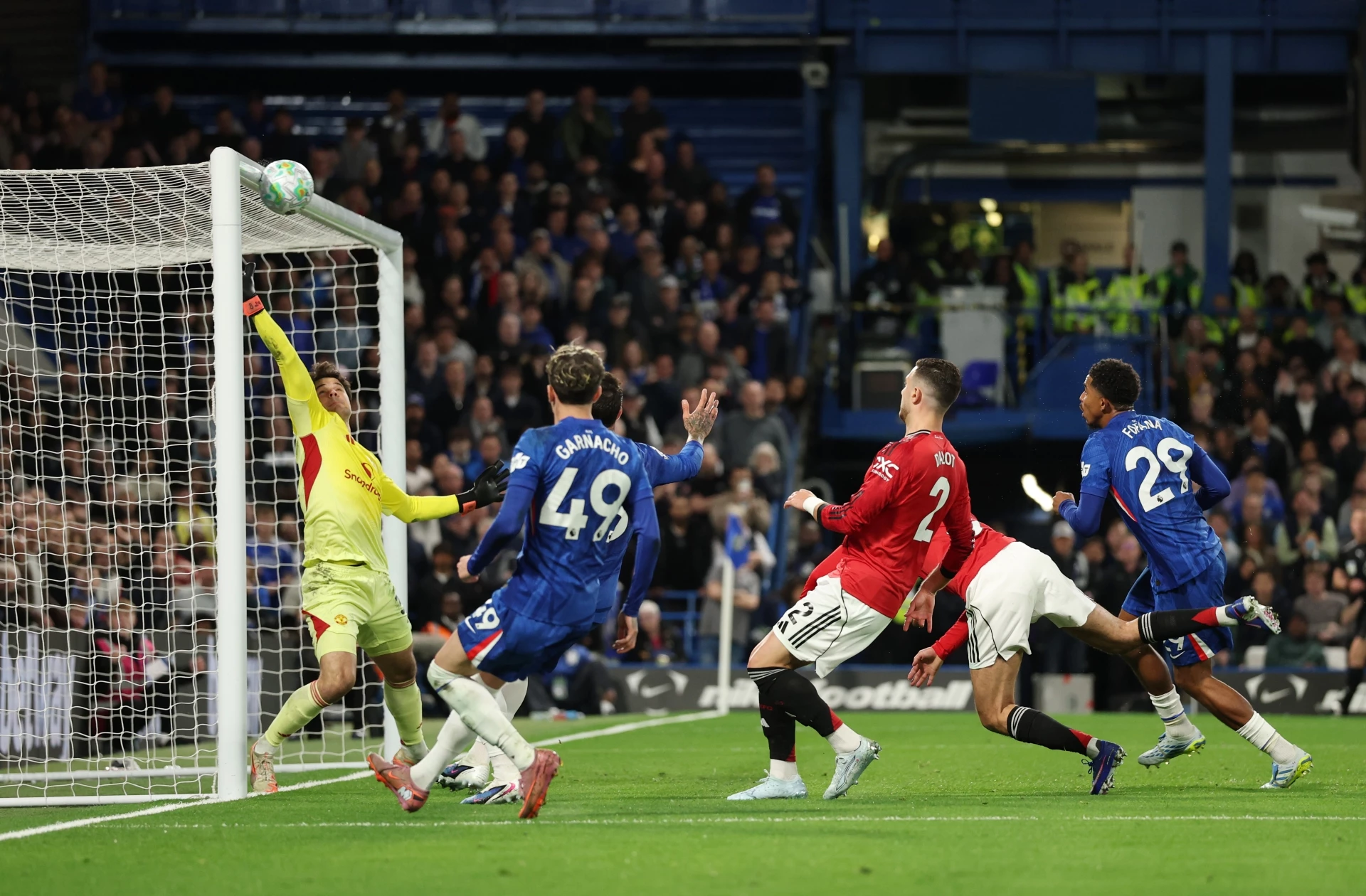 Челси Ман Ю