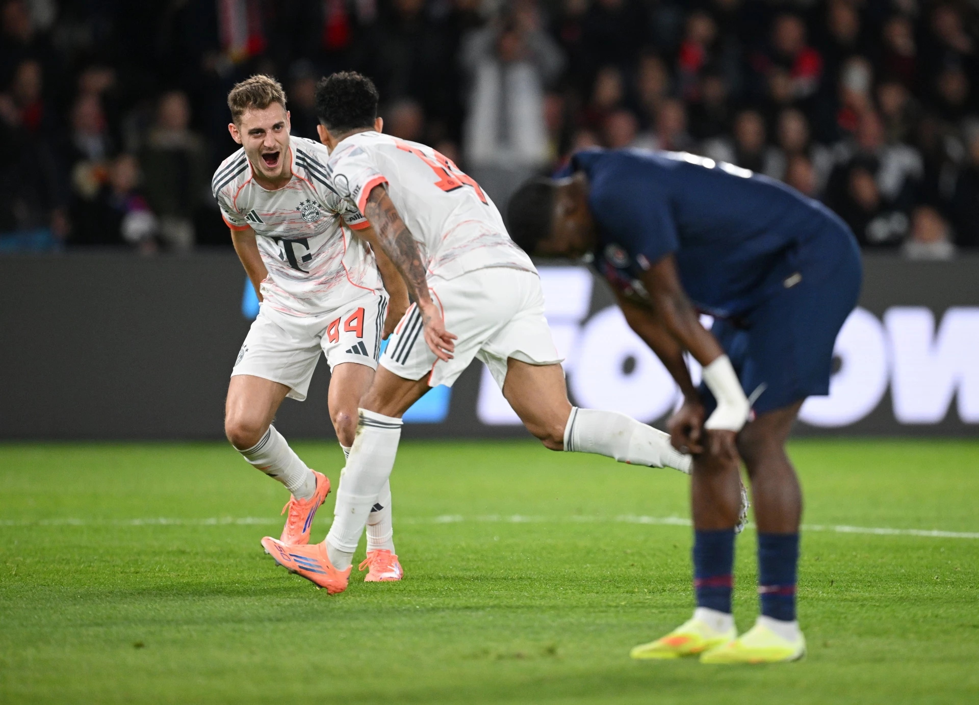 Йосип Станишич и Луис Диас, Байерн Мюнхен - ПСЖ